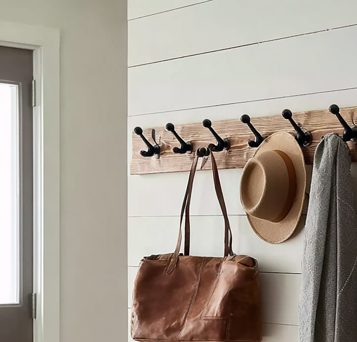 Wooden Wall Coat Rack with Black Hooks – Farmhouse Entryway & Mudroom Organizer