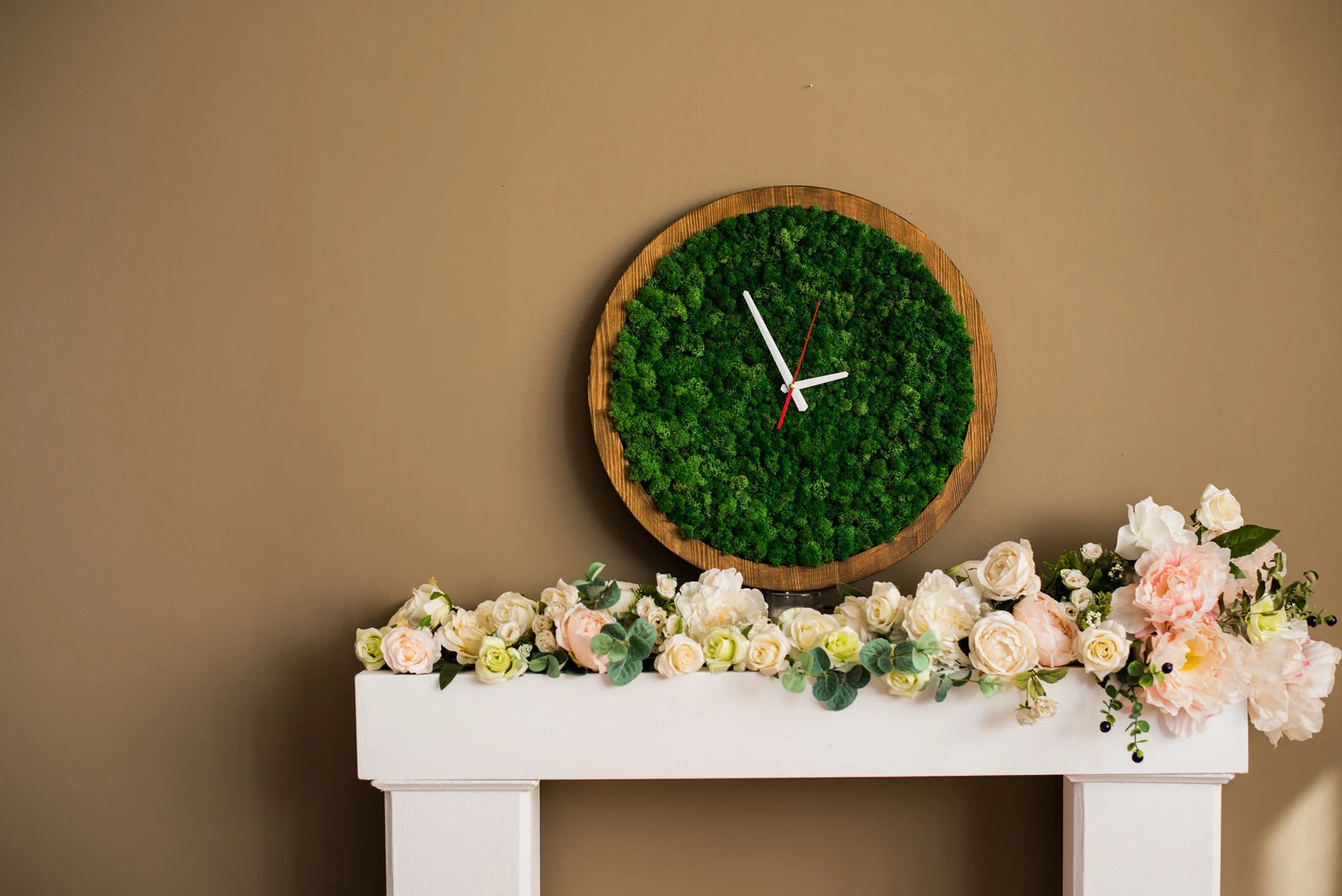 Moss Wall Clock – Wooden Eco Clock with Preserved Green Moss | Modern Home Decor