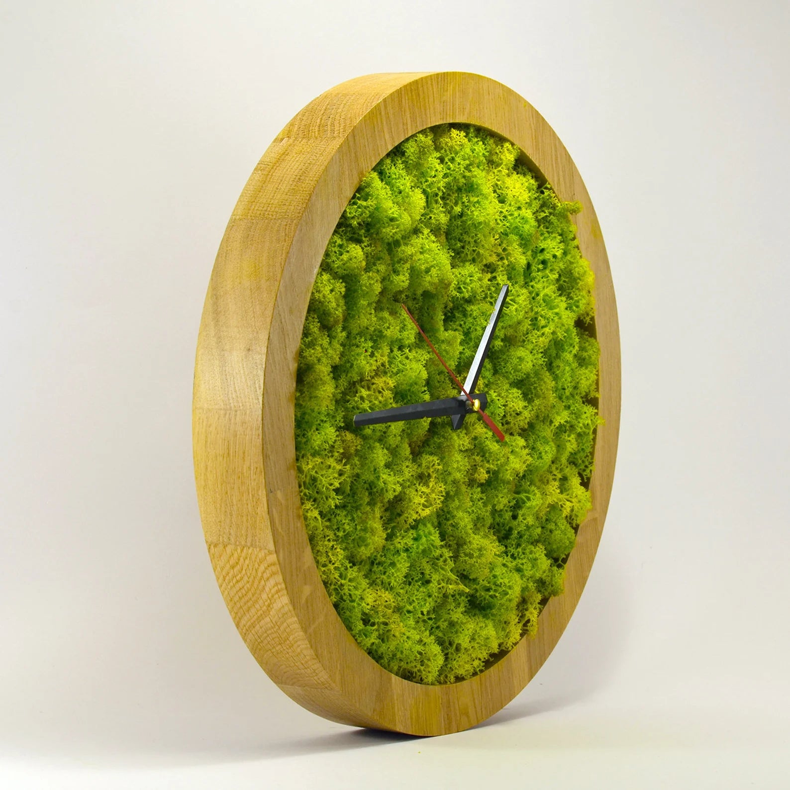 Loft Style Moss Wall Clock – Scandinavian Wooden Design, Handmade Eco Home Décor