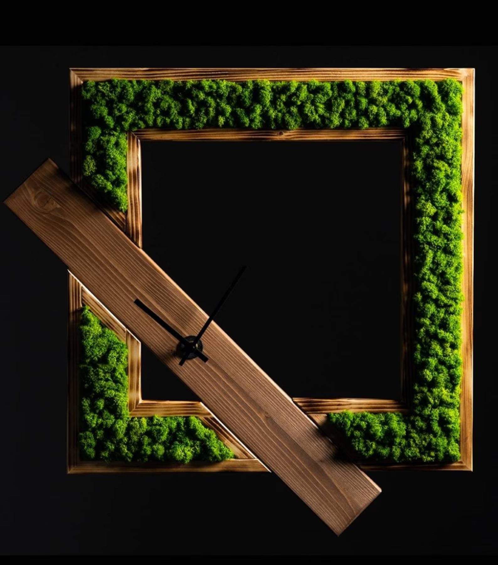Moss Wall Clock – Living Green Accent for Home or Office
