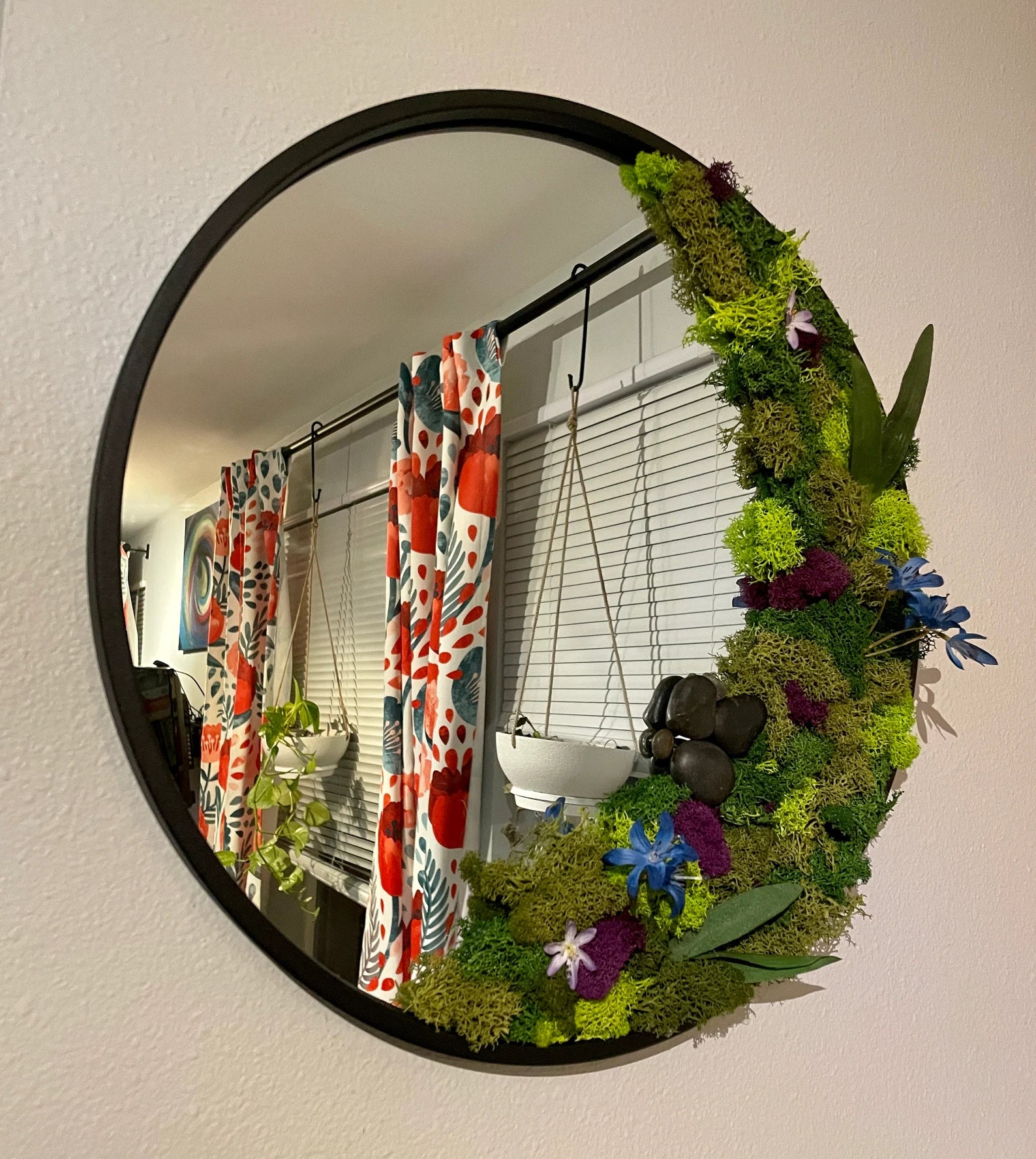 Round Moss Wall Mirror – Handmade Eco-Friendly Wall Art