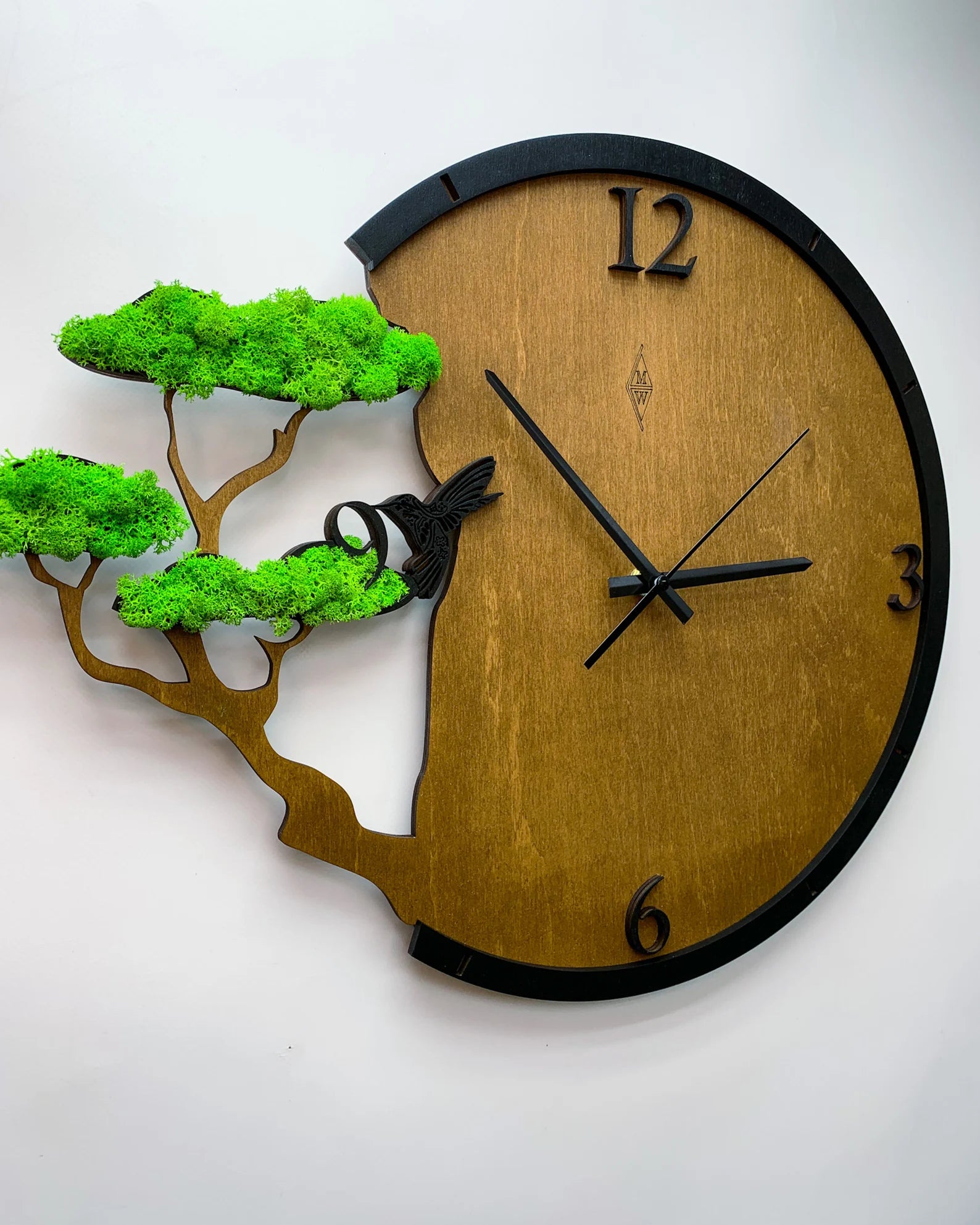 Moss Bonsai Tree Wall Clock – Wooden Frame with Hummingbird Design | Nature Moss Art Decor