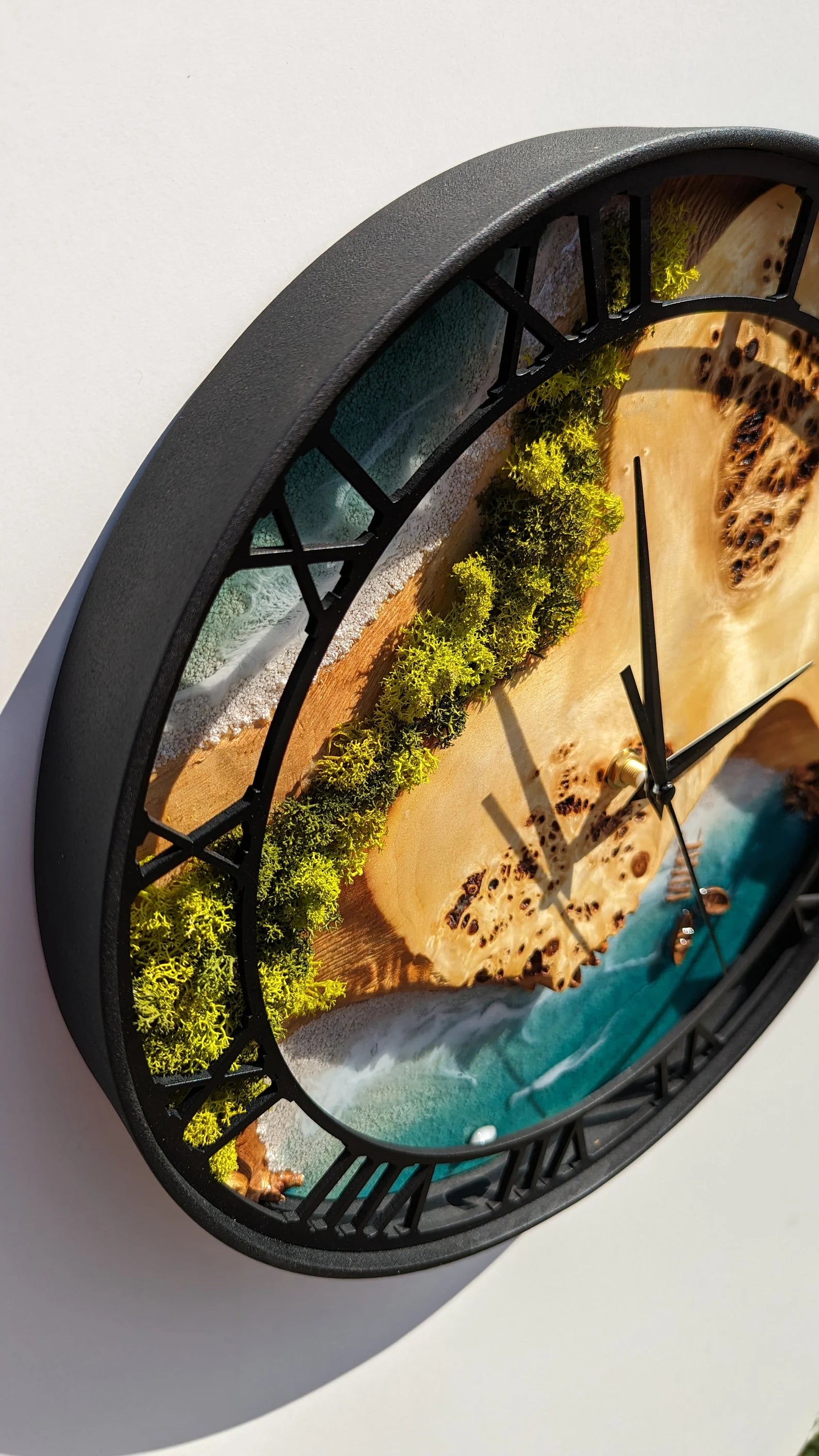 Moss Wood Wall Clock – Handmade Wooden & Metal Clock, Epoxy Resin Design, Preserved Stabilized Moss Wall Art