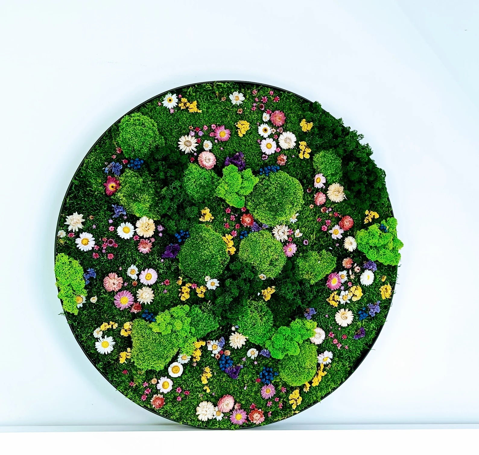 Round Moss Wall Art with Colorful Flowers – Handmade Botanical Metal Frame Decor