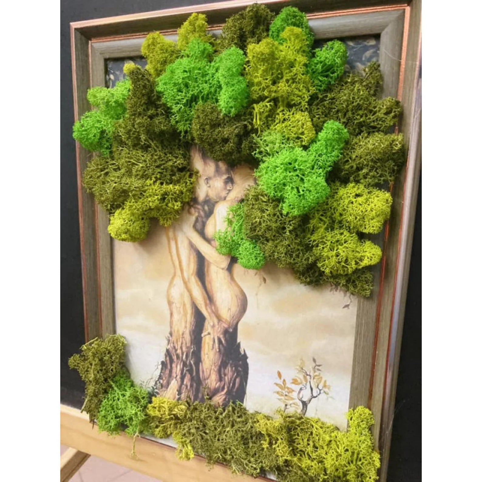 Wall Moss Picture – Tree of Life Couple Love Art, Framed Wedding & Home Decor Gift