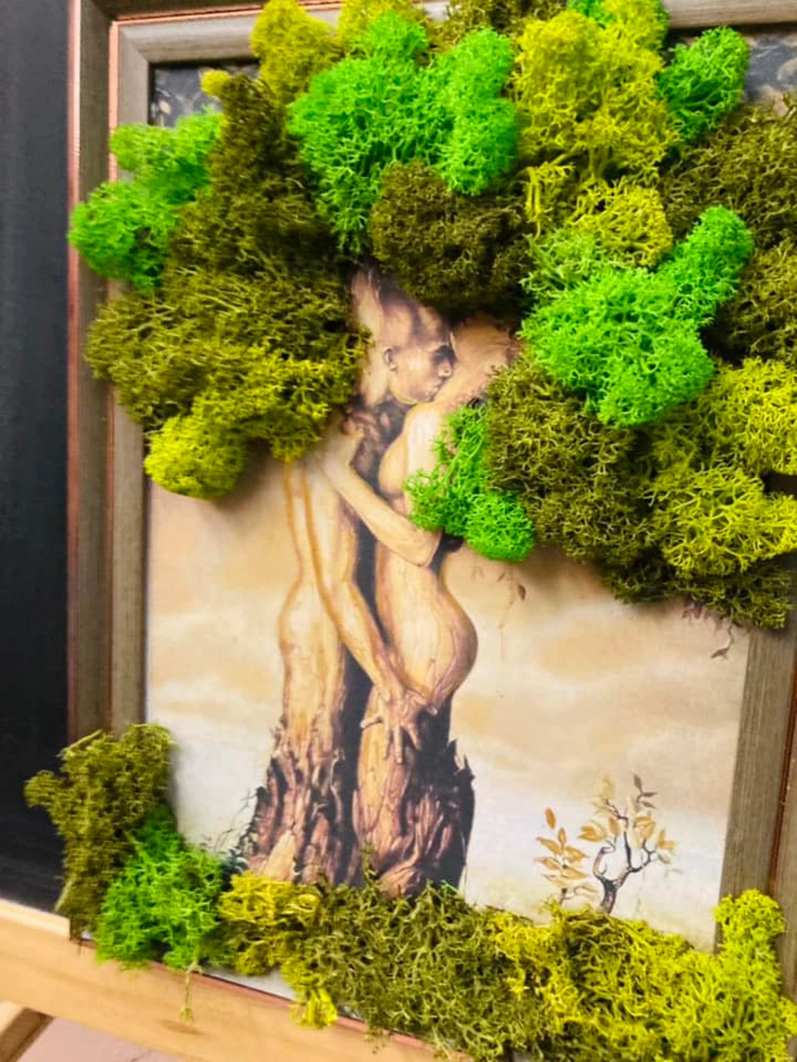 Wall Moss Picture – Tree of Life Couple Love Art, Framed Wedding & Home Decor Gift