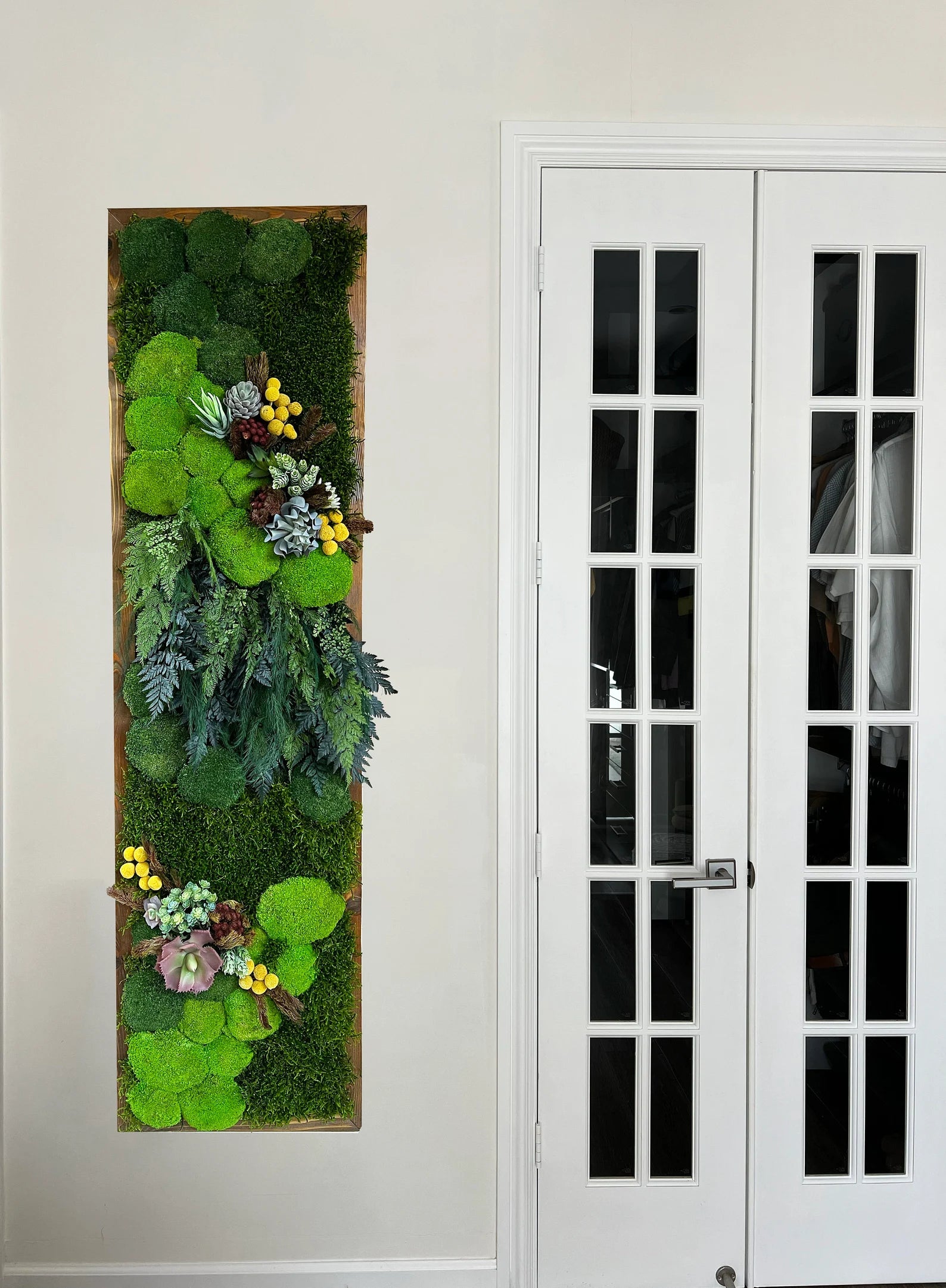 Moss Wall Panel – Vertical Green Decor with Wooden Frame | Biophilic Indoor Wall Art for Home & Office
