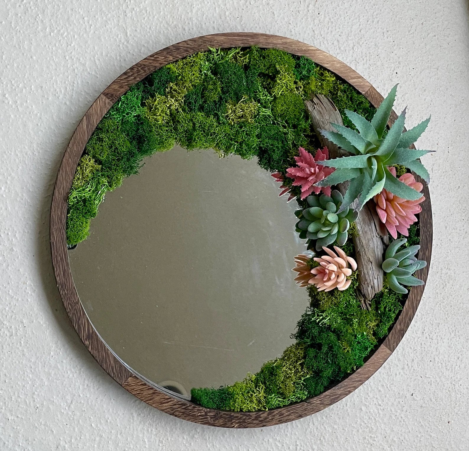 Round Moss Wall Mirror – Handmade Eco-Friendly Wall Art