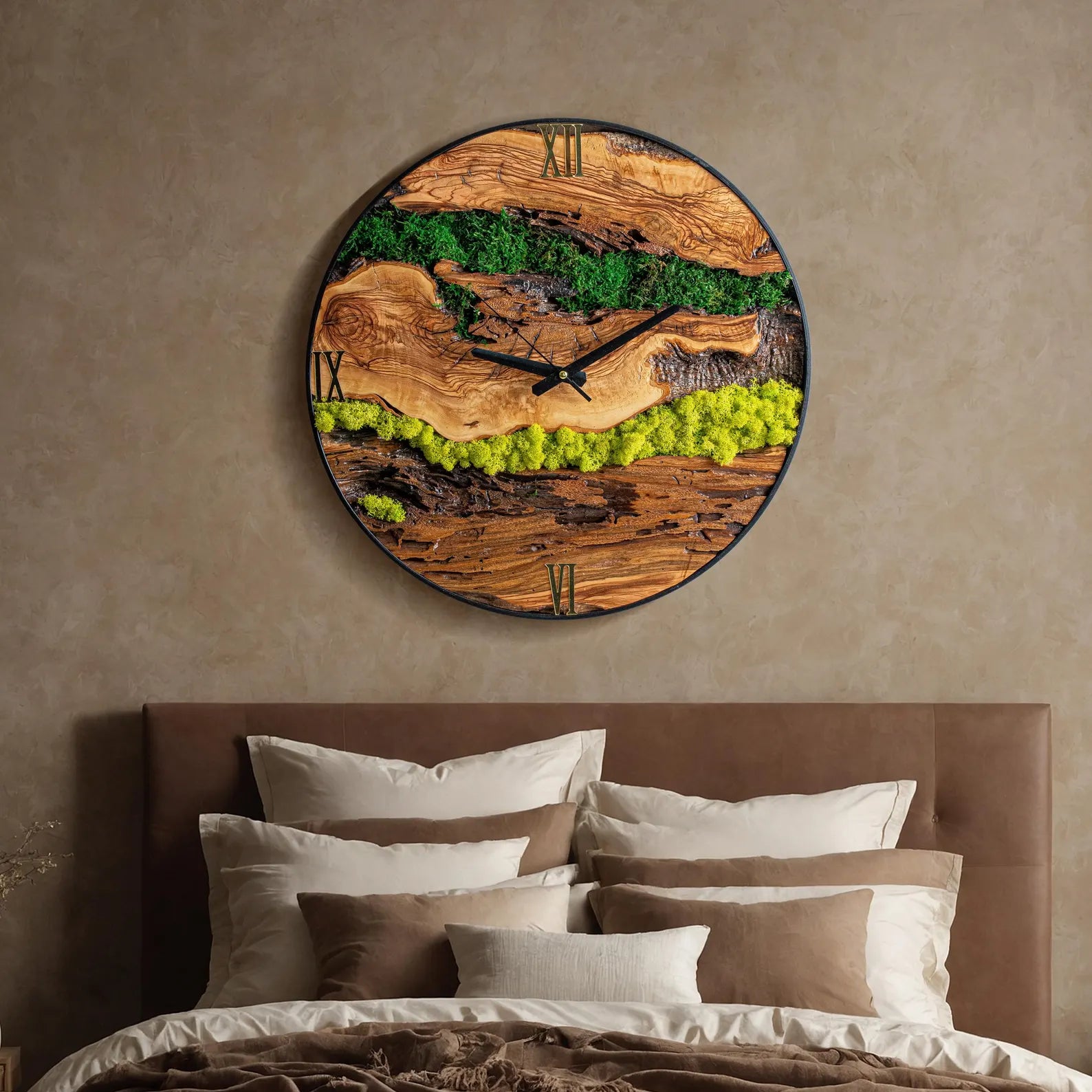 Olive Wood & Metal Moss Wall Clock – Unique Preserved Green Decor
