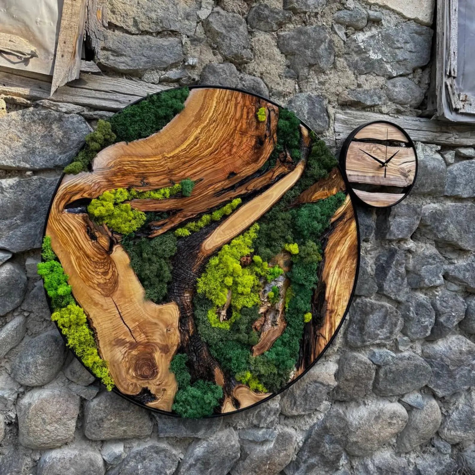 Metal Frame Moss Wall Art – Custom Preserved Moss & Olive Wood Decor