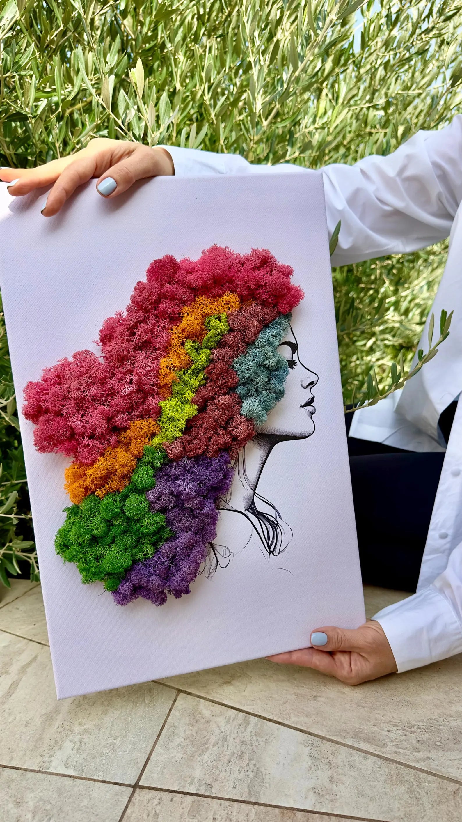 Unique Girl Face Moss Wall Art – Handmade Preserved Reindeer Moss Canvas Decor