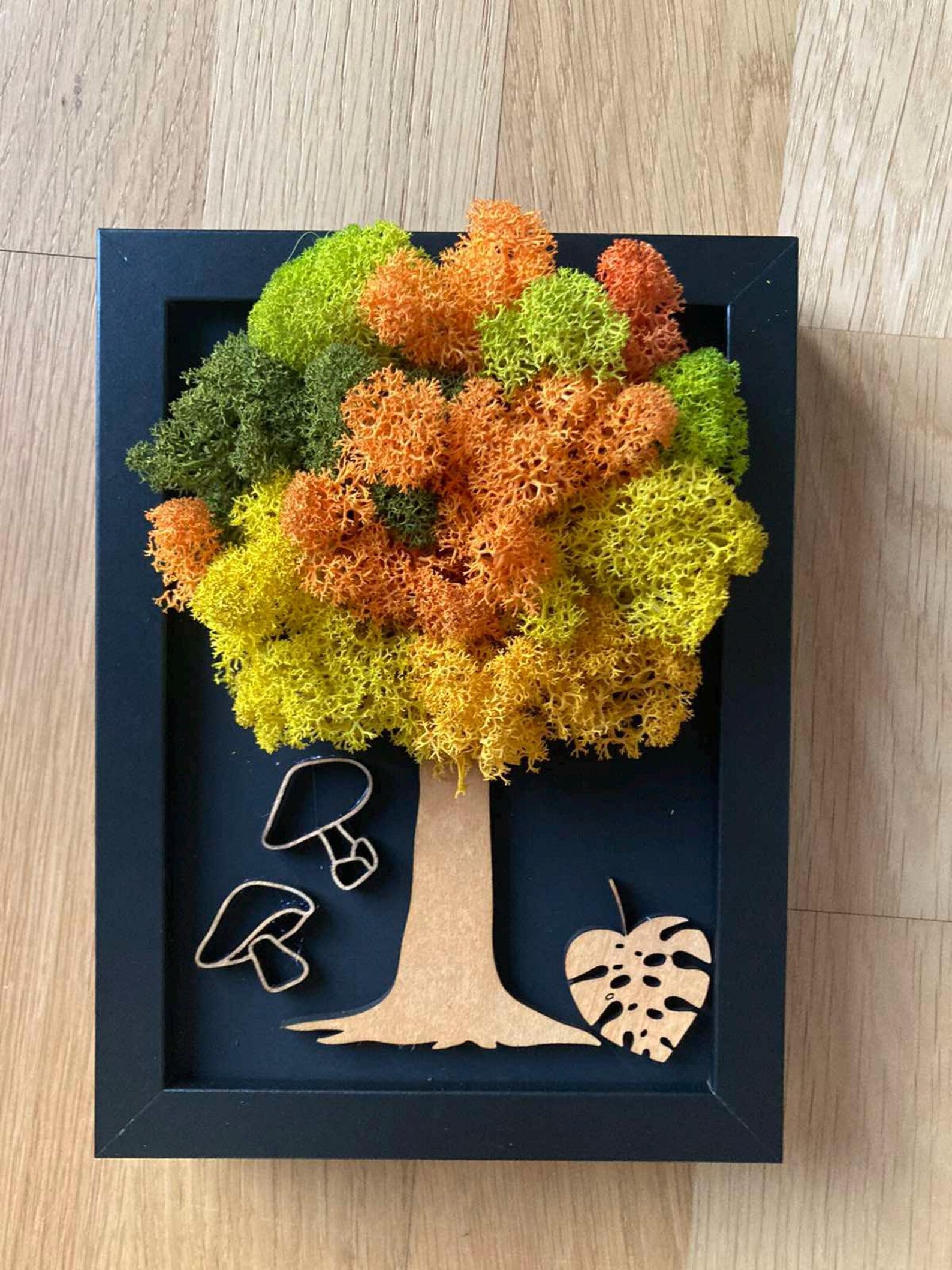 Moss Wall Art – Wooden Frame Nature Decor for Home & Office