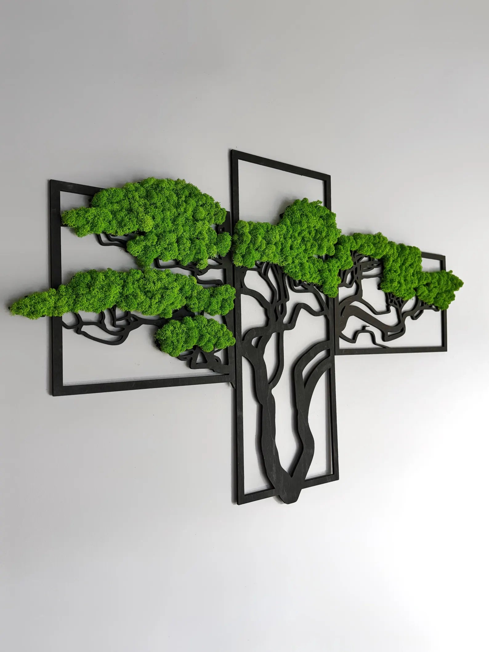 Japandi Moss Wall Art – Bonsai Tree Design with Preserved Moss (100×60–140×70 cm)