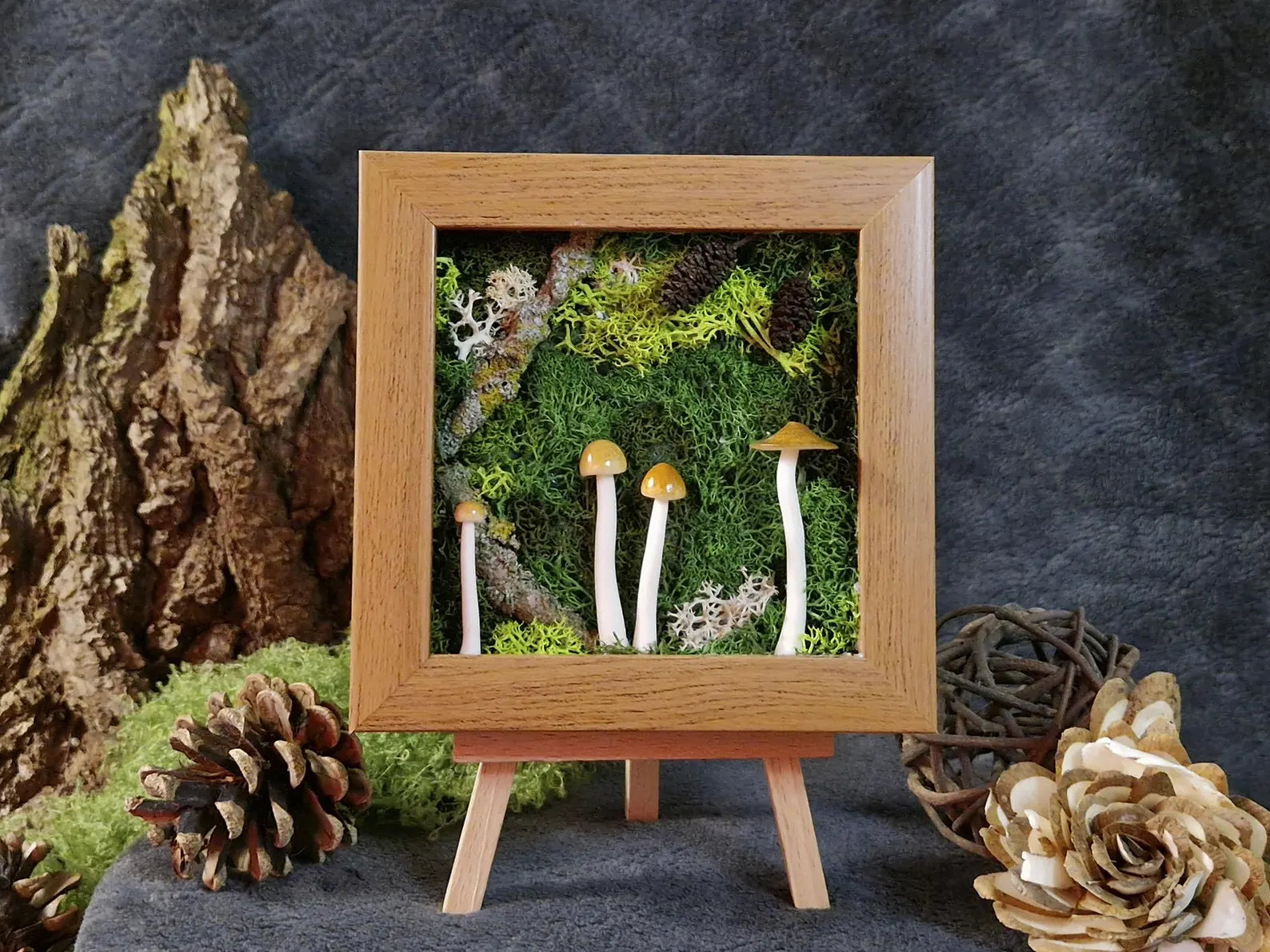 Forest Miniature in a Frame – Moss & Mushroom Eco Home Decor
