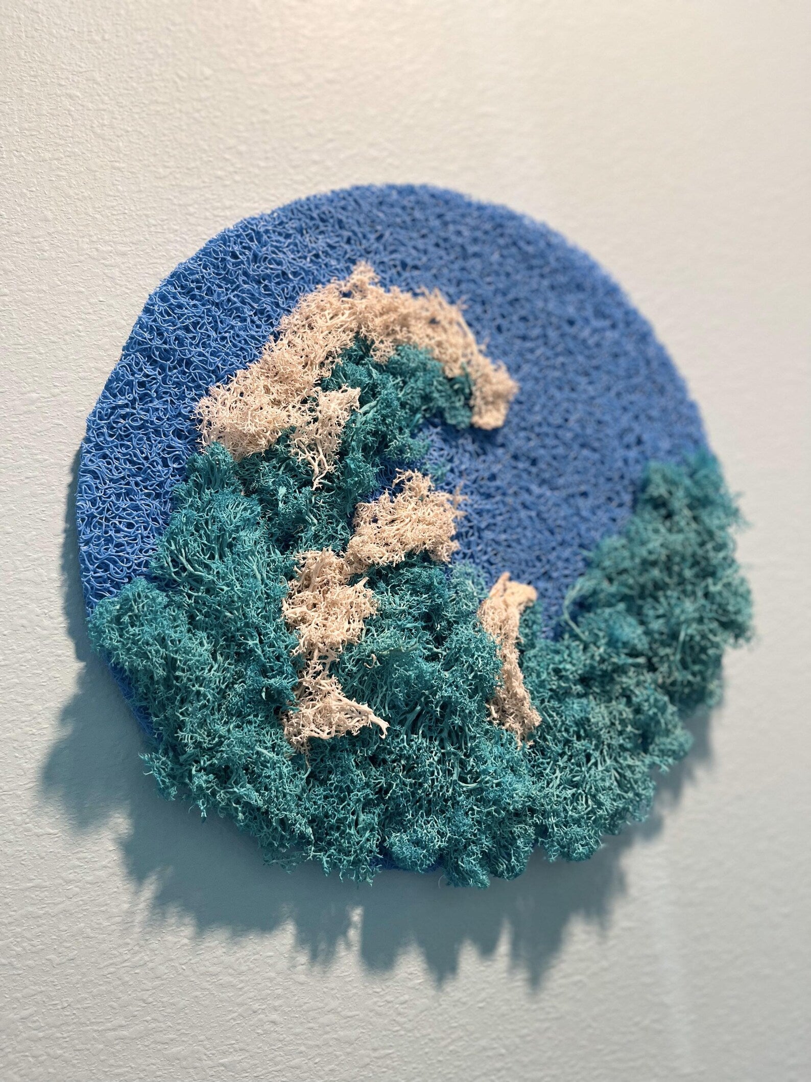 Round Preserved Moss Art | Ocean Wave Wall Decoration 12"
