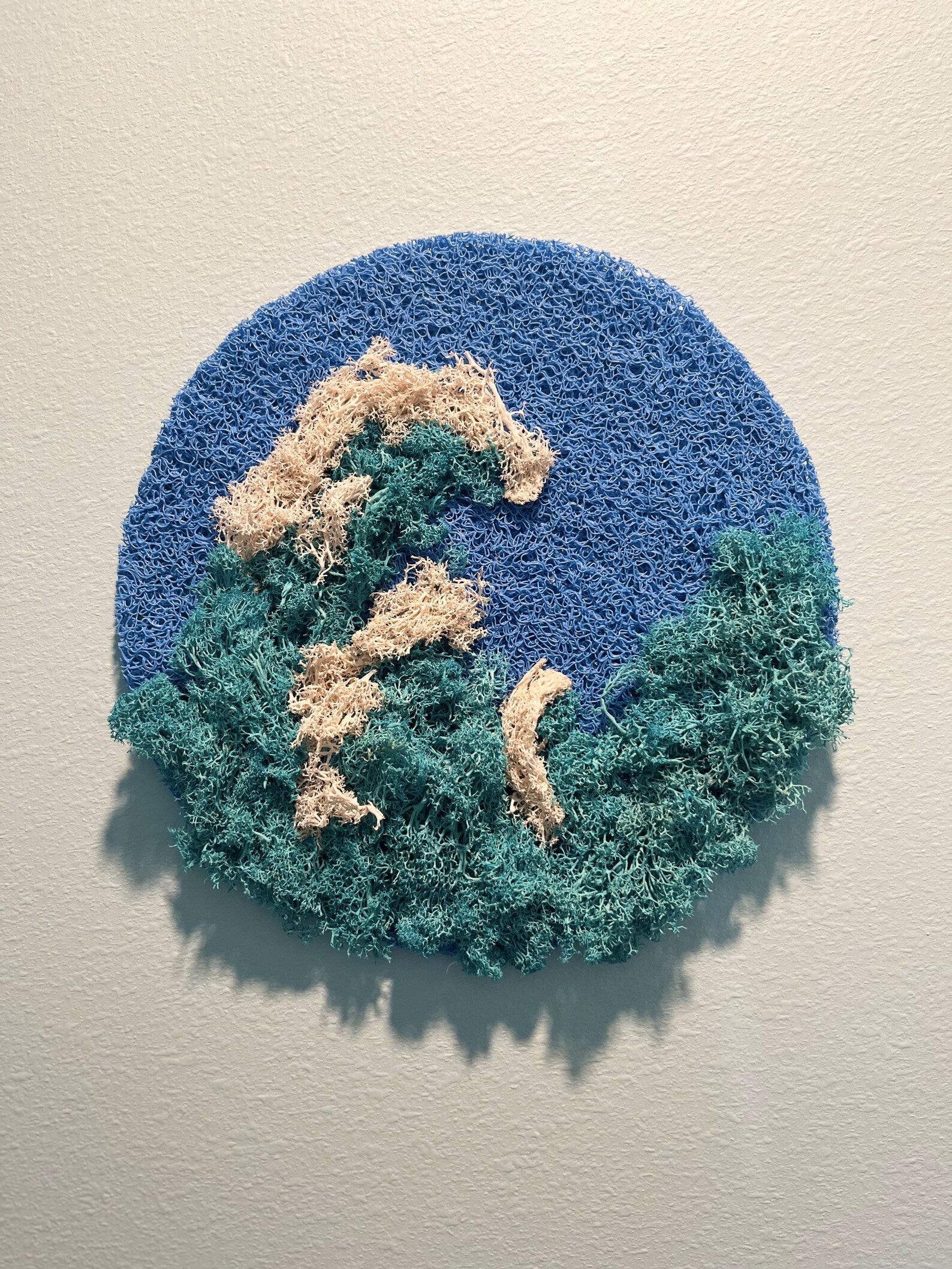 Round Preserved Moss Art | Ocean Wave Wall Decoration 12"