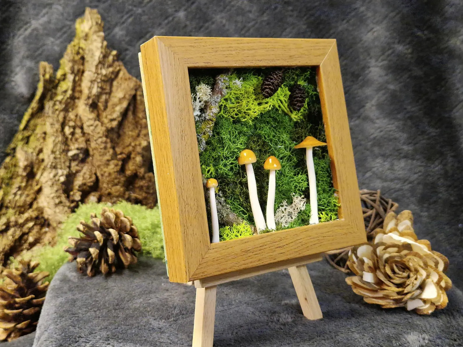 Forest Miniature in a Frame – Moss & Mushroom Eco Home Decor