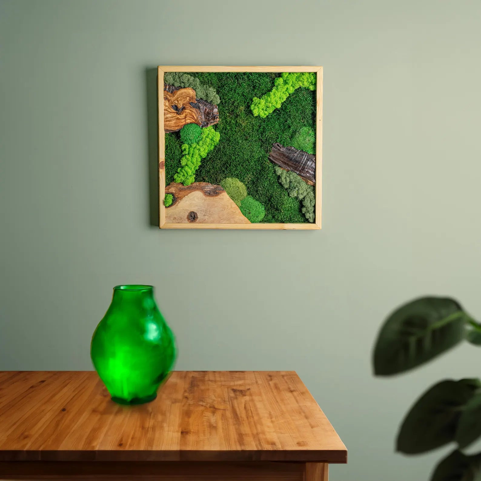 Tree-Inspired Moss Wall Art – Olive Wood Home Decoration