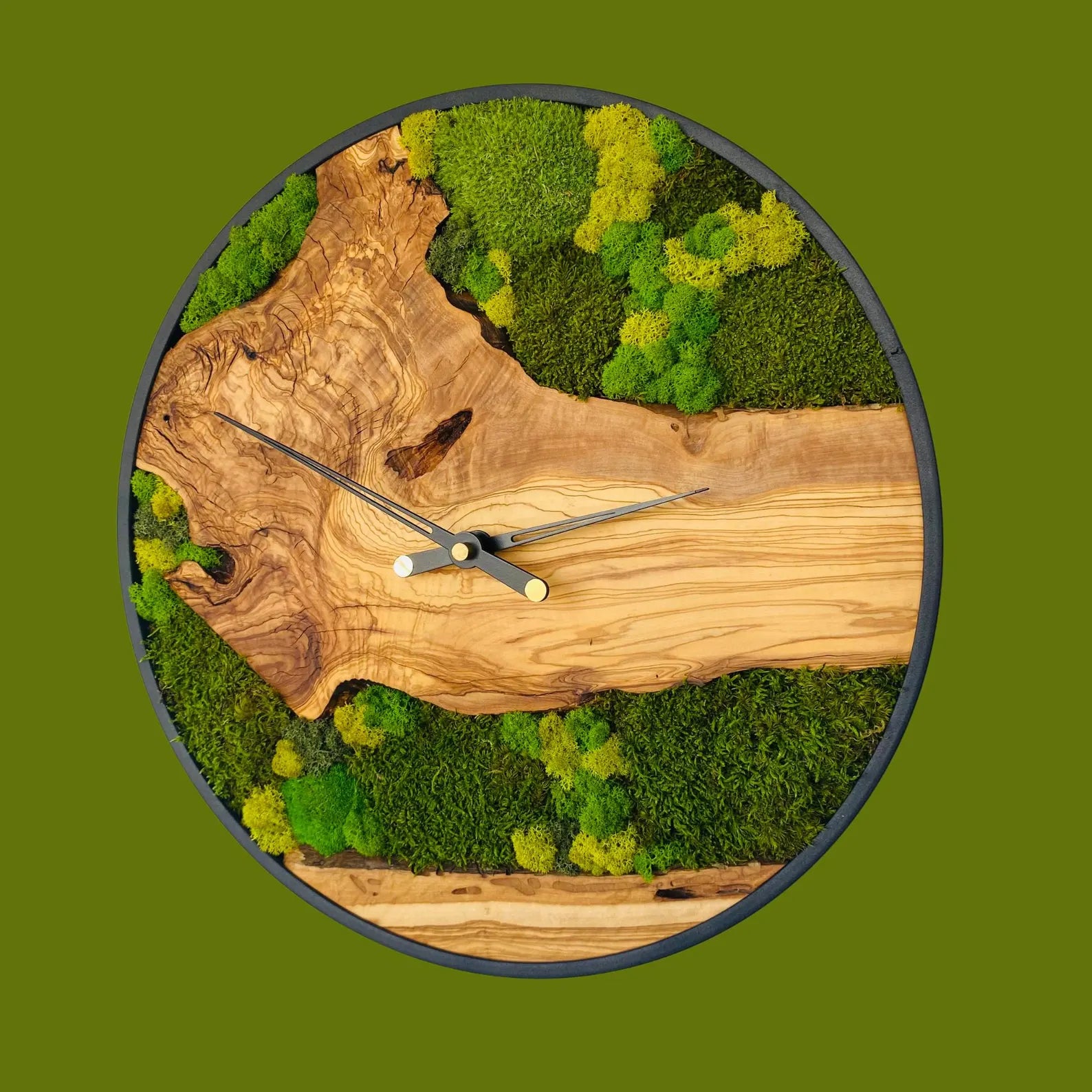 Handmade Olive Wood Moss Wall Clock – Silent Eco-Friendly Home Decor