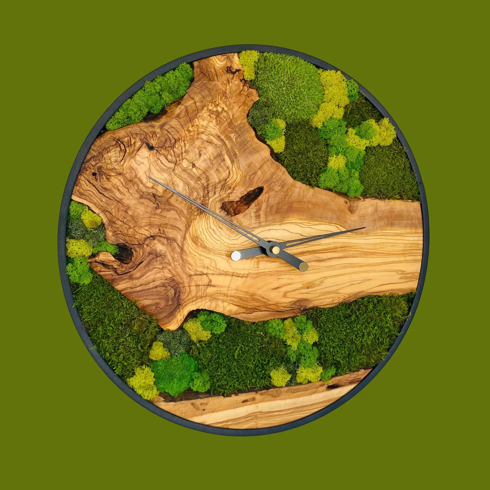 Handmade Olive Wood Moss Wall Clock – Silent Eco-Friendly Home Decor