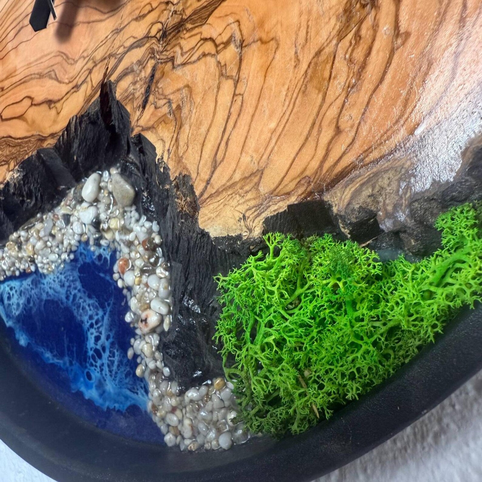 Epoxy Resin Moss Wall Clock – Sea Wave Olive Tree Design, Large Metal Frame Decor