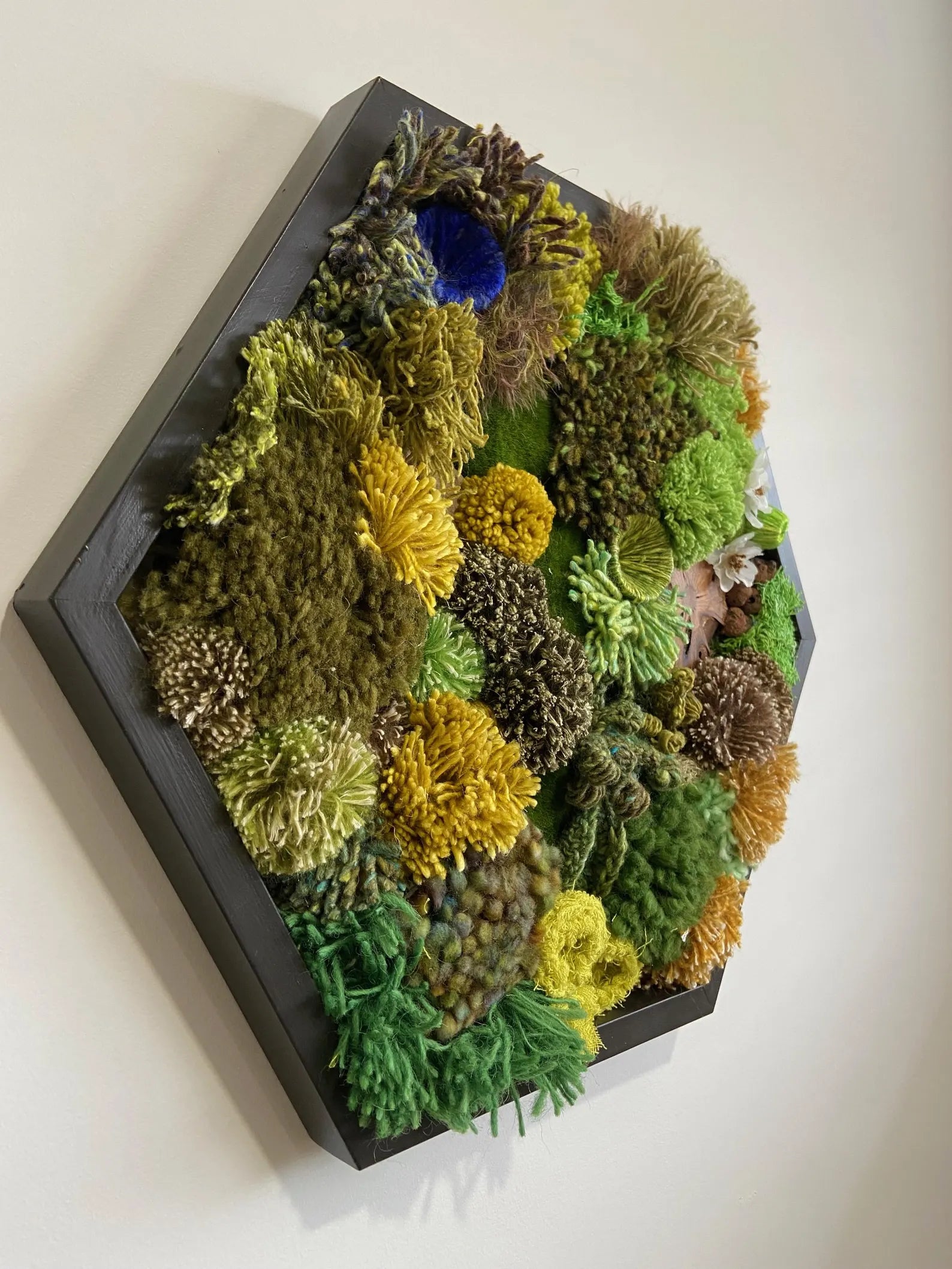 Hexagon Wood Frame | Imitation Moss Wall Hanging Décor