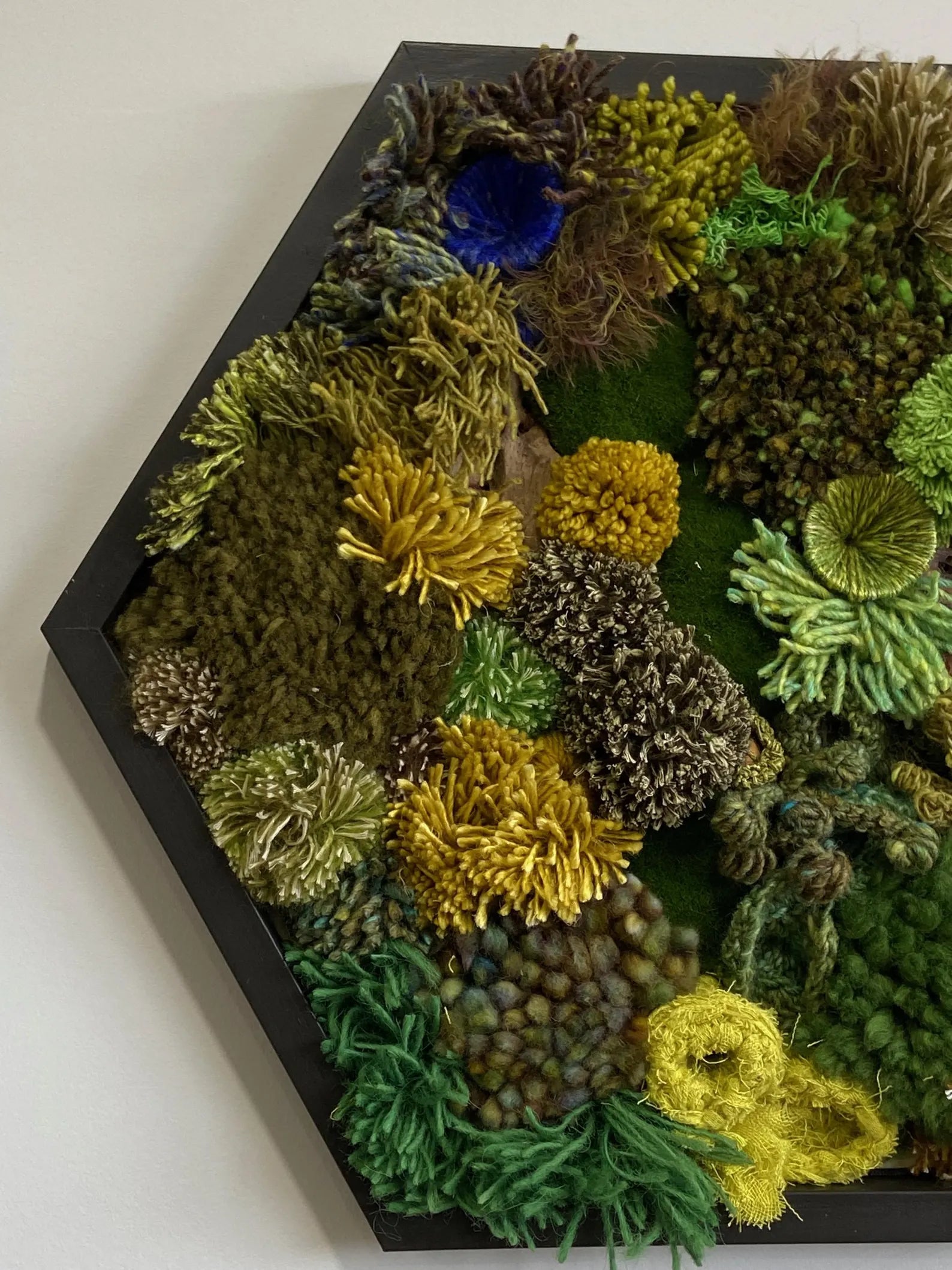 Hexagon Wood Frame | Imitation Moss Wall Hanging Décor