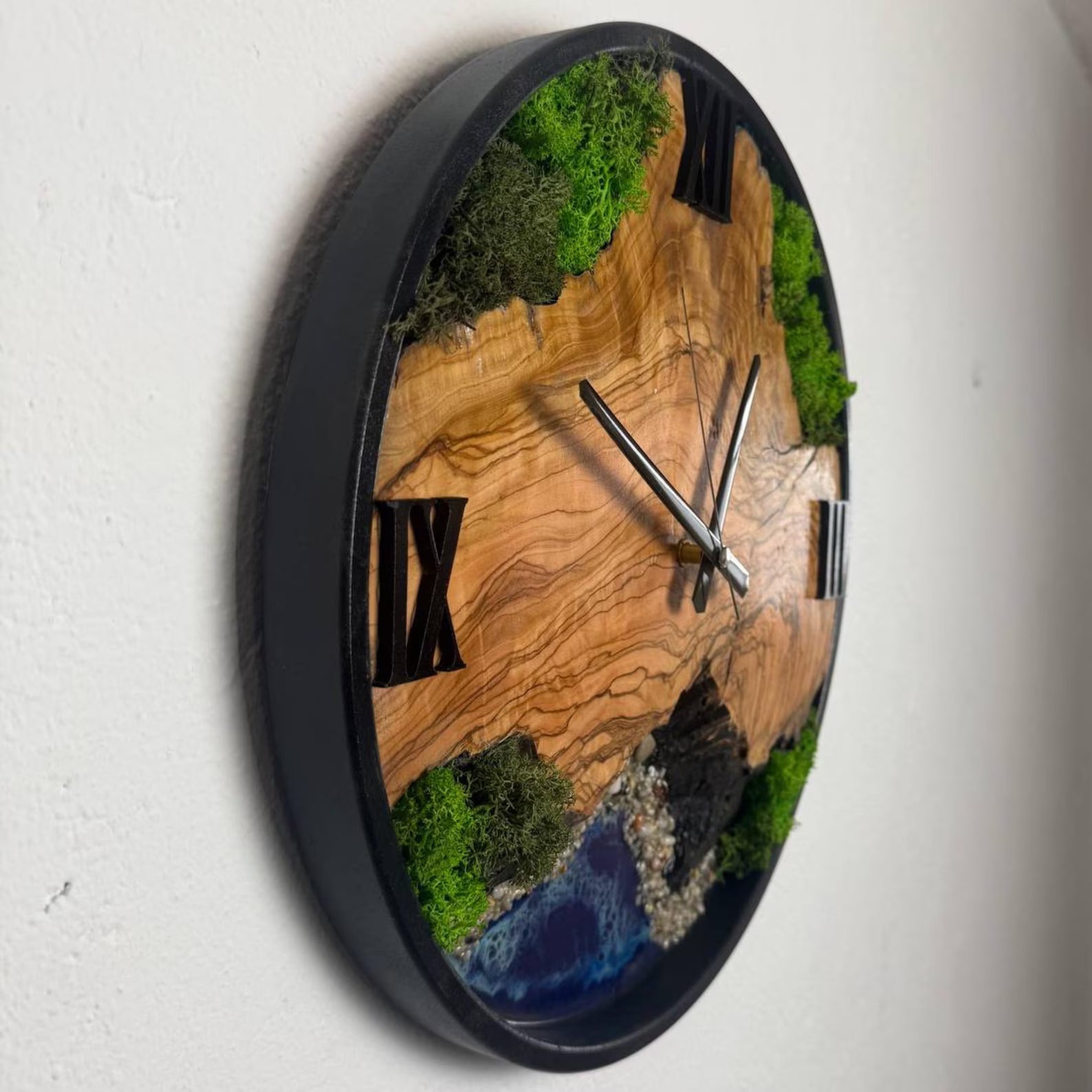 Epoxy Resin Moss Wall Clock – Sea Wave Olive Tree Design, Large Metal Frame Decor