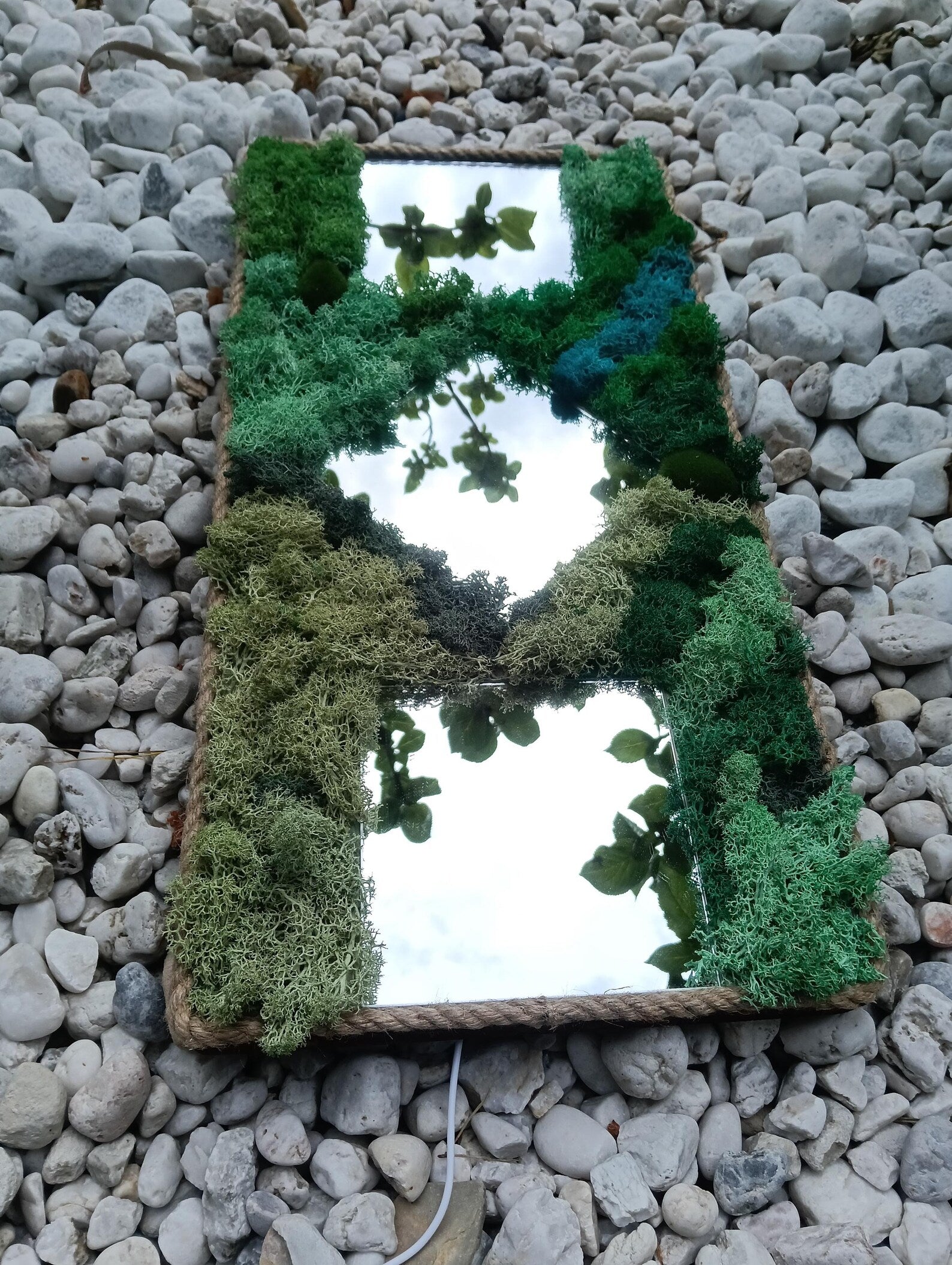 Natural Mirror with Preserved Icelandic Moss – 3D Eco-Friendly Wall Art, No Maintenance Required