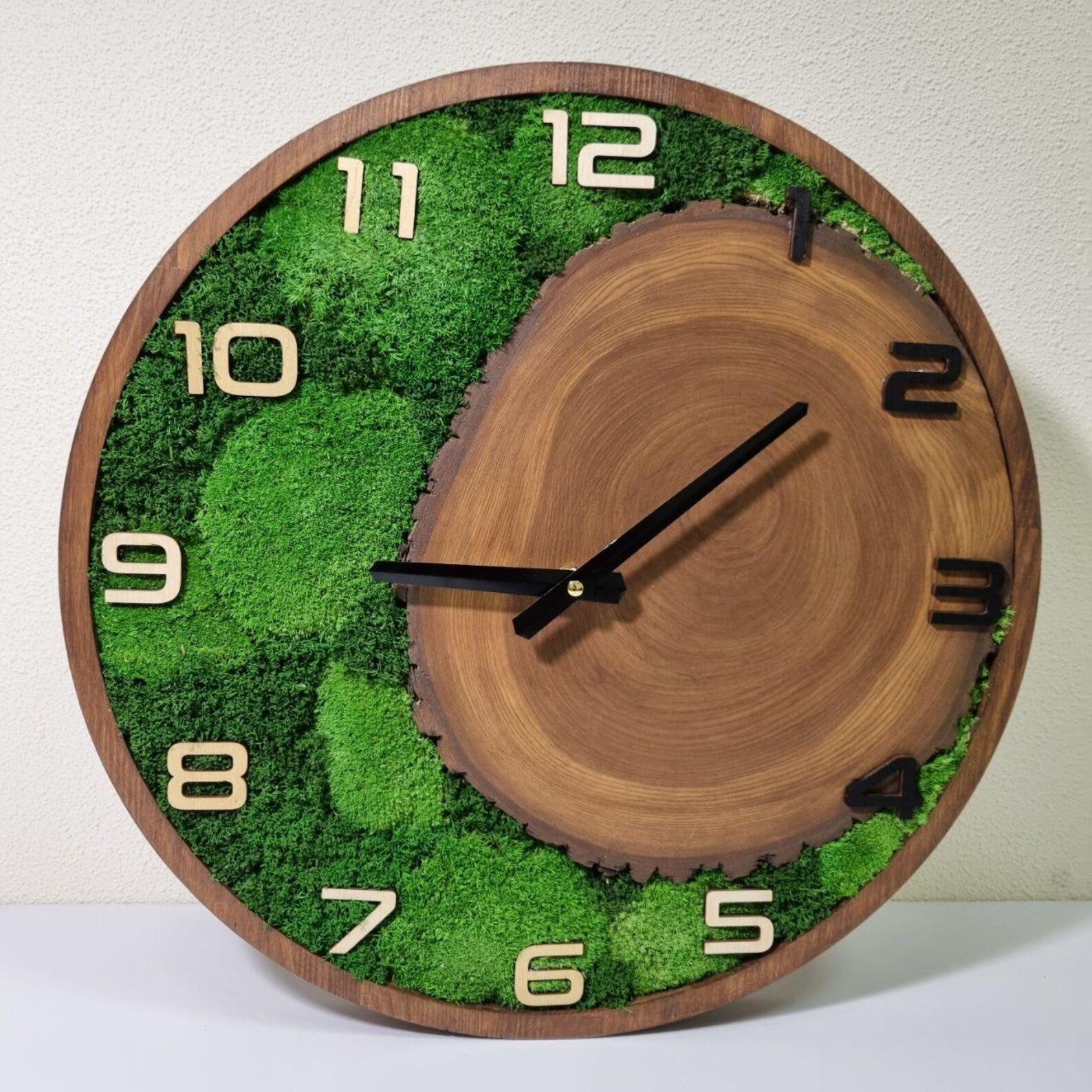 12" Rustic Moss Wall Clock – Silent Quartz Round Wooden Clock for Home Décor