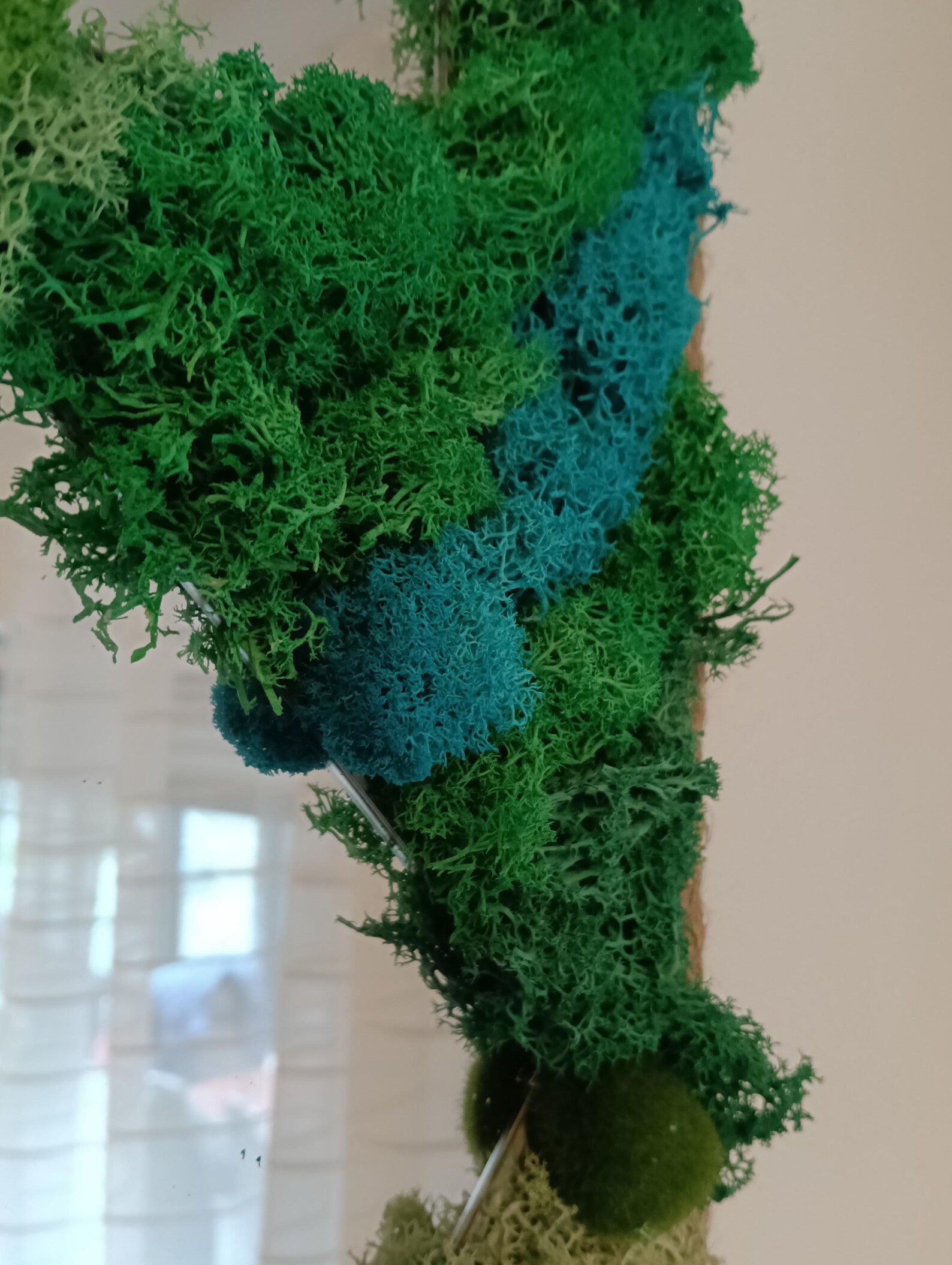 Natural Mirror with Preserved Icelandic Moss – 3D Eco-Friendly Wall Art, No Maintenance Required