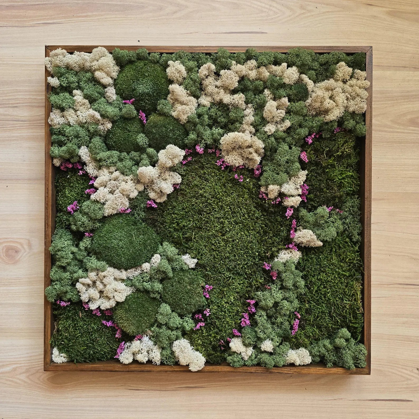Preserved Moss Wall Art Panel – Reindeer, Flat & Ball Moss | Handmade Biophilic Green Wall Decor