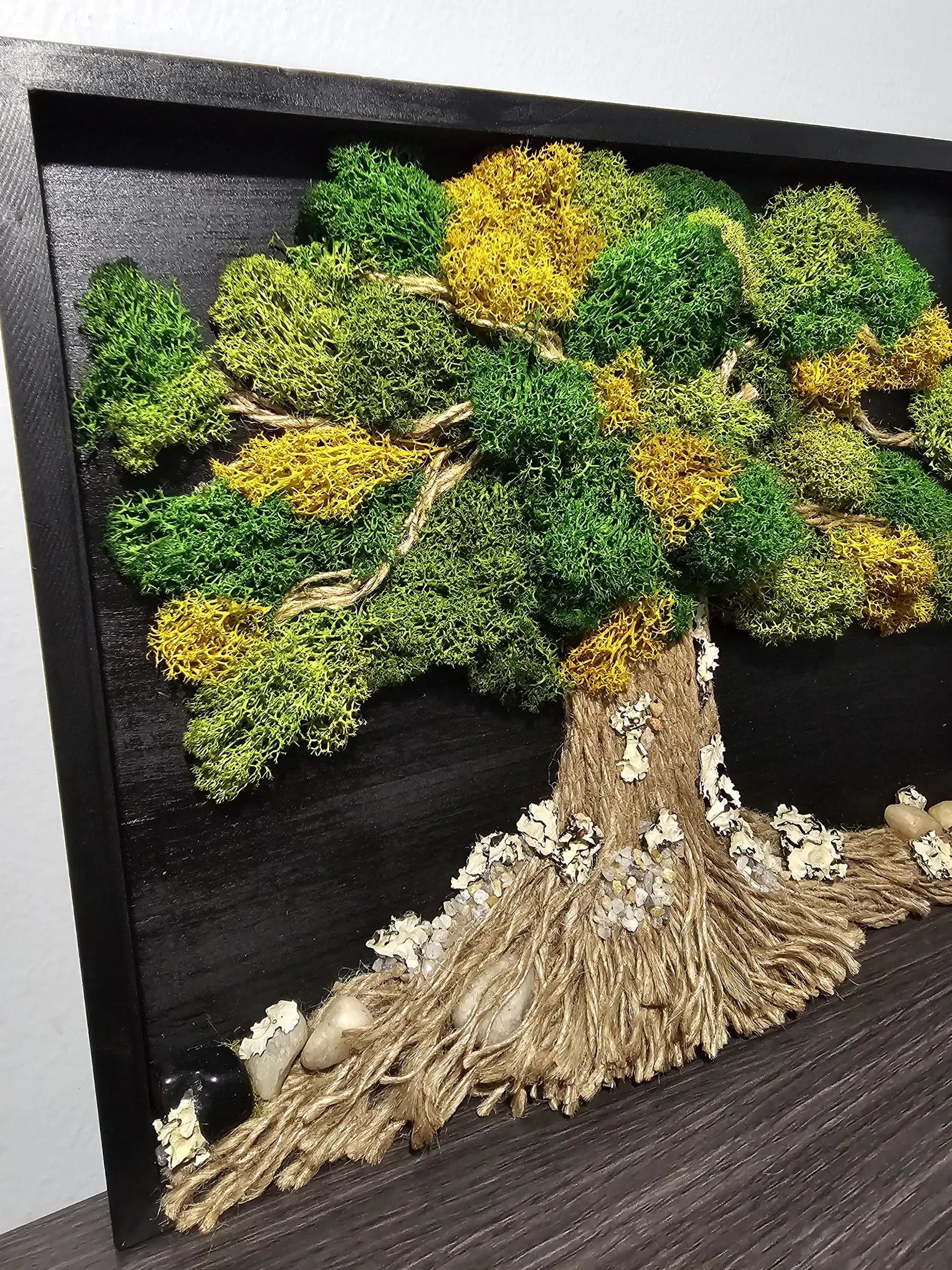 Tree of Life Moss Wall Art – Preserved Moss in Wood Frame, 30x40 cm