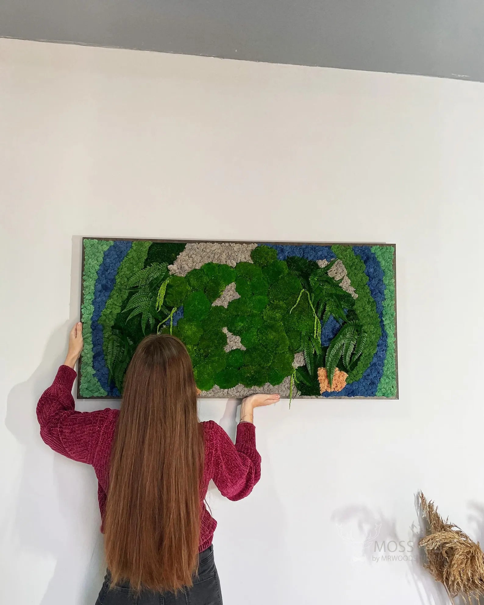 Moss Family Name Wall Art – Luxury Preserved Greenery Sign for Home & Office Décor