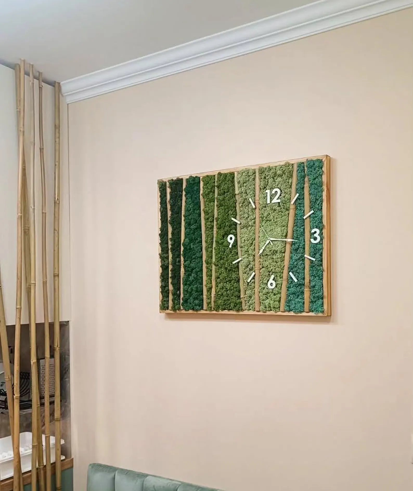 Stabilized Moss Wall Clock – Minimalist Preserved Moss Panel | Botanical Wall Hanging & Living Forest Decor