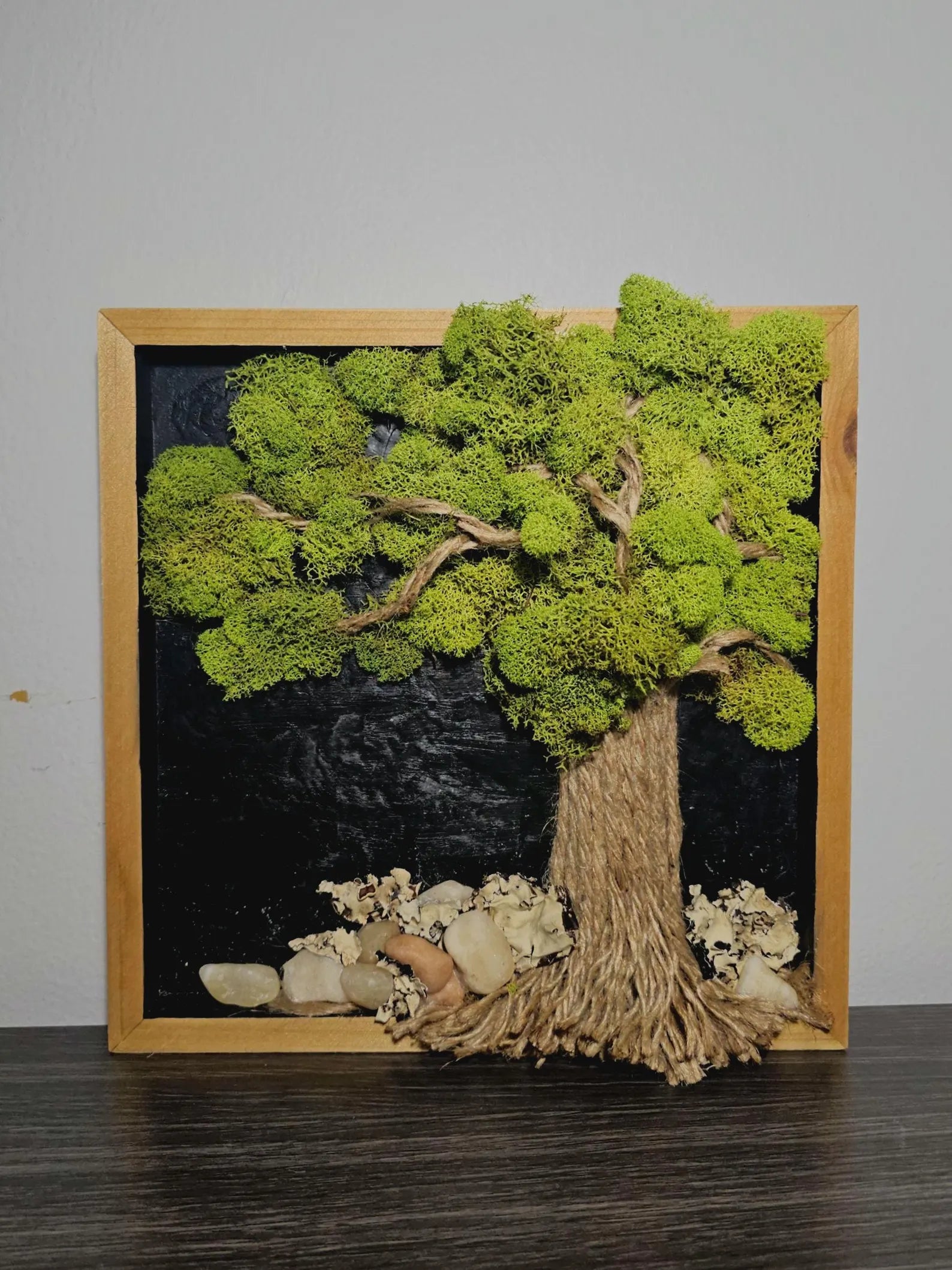 Tree of Life Moss Wall Art – 25x25cm Framed Preserved Moss Décor