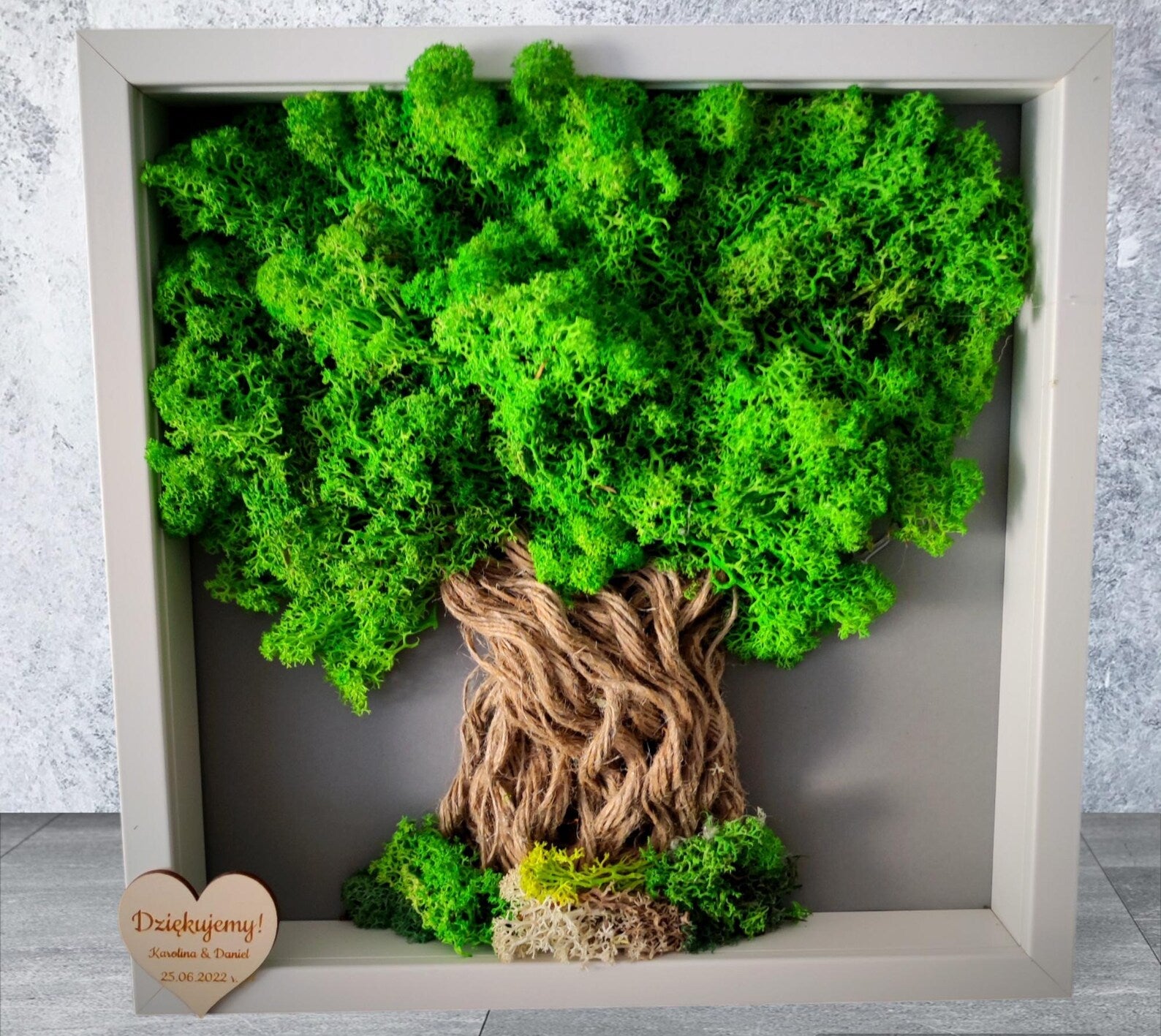 Moss Wall Art Tree – Reindeer Moss Tree of Life, Vertical Garden Wall Decor, Aesthetic Bedroom & Home Decoration, Unique Gift for Host