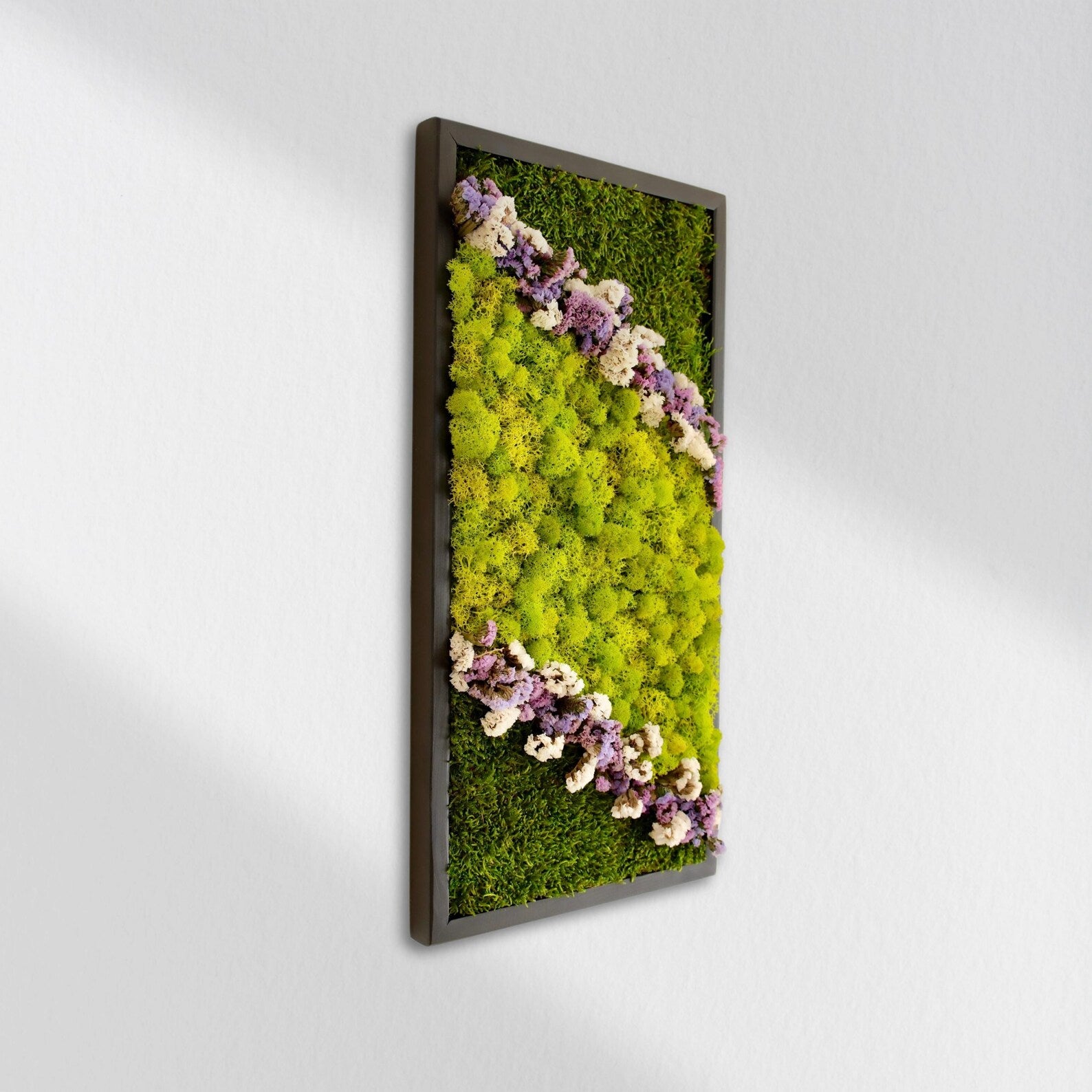 Rectangular Moss Wall Art – Forest Decor with Preserved Flowers