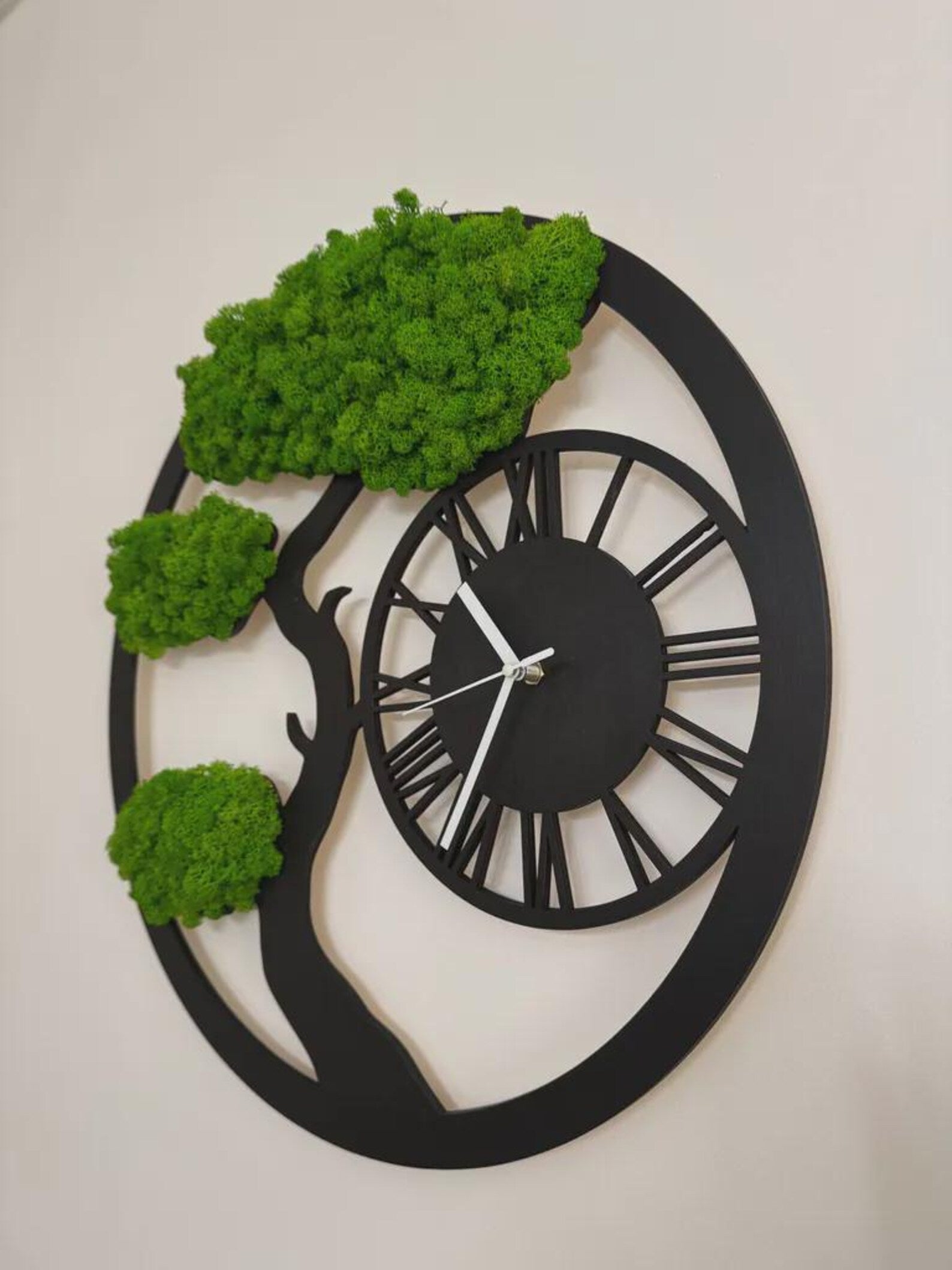 Tree Wall Clock with Reindeer Moss – Eco Nature Decor 50cm