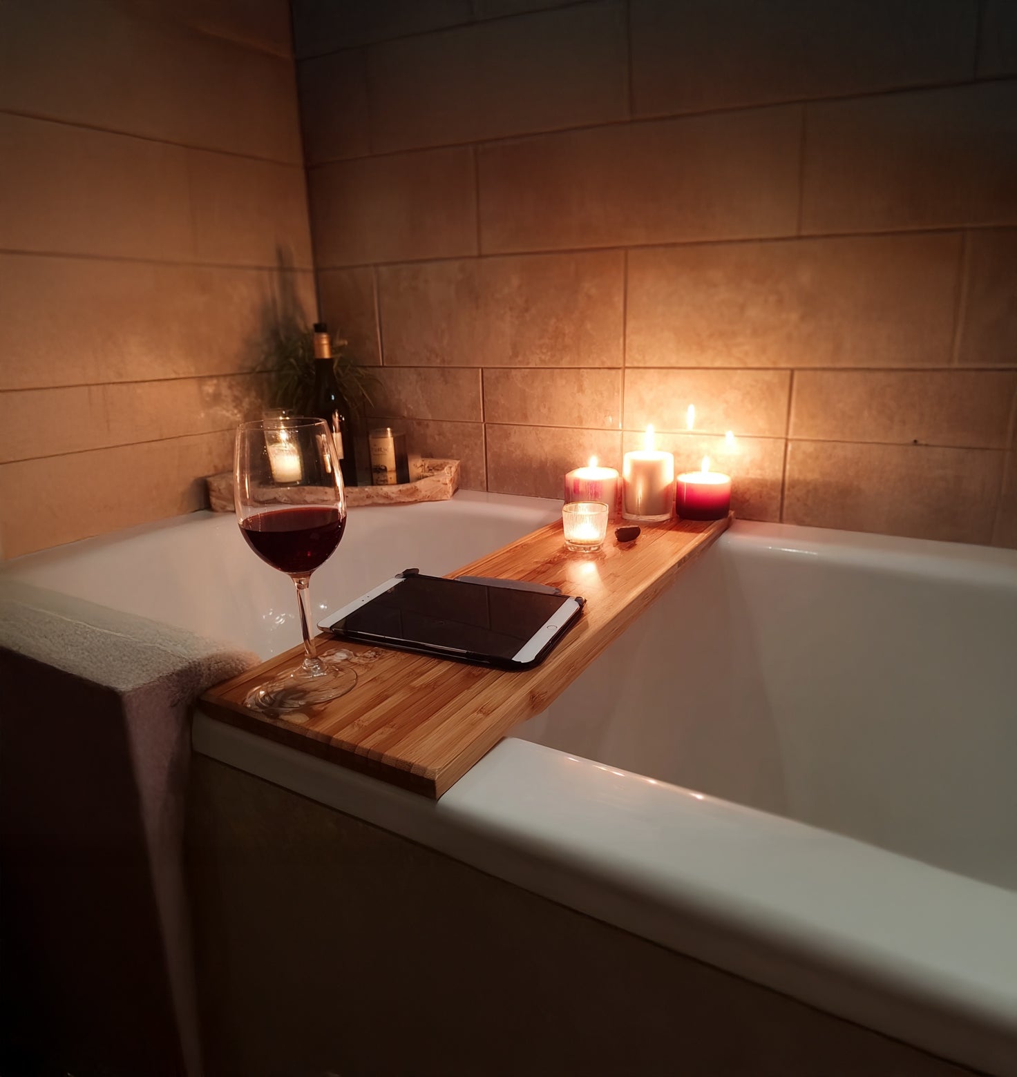 Bathtub Caddy Tray – Relaxing Spa Bath Shelf for Wine, iPad & Candles