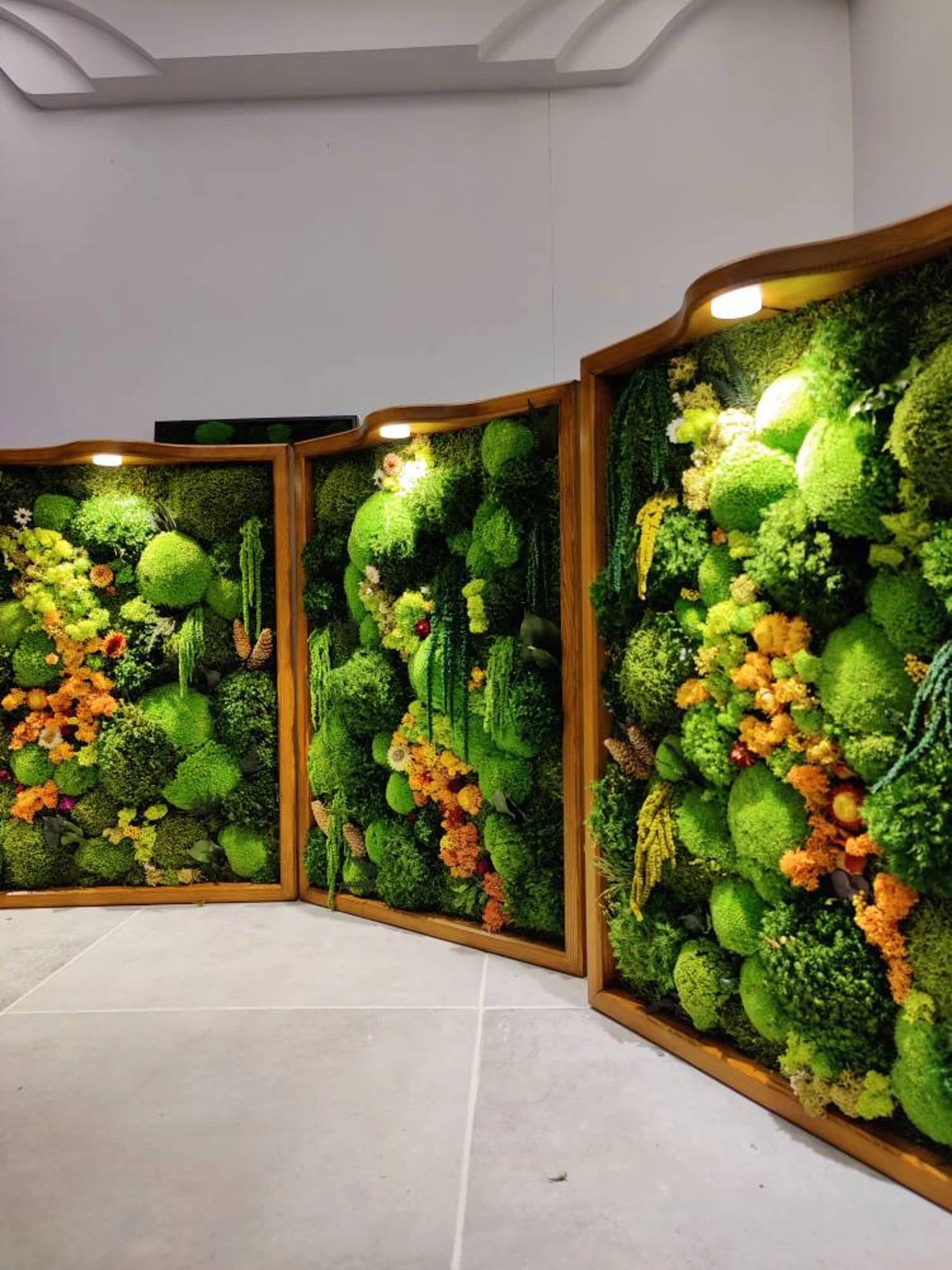 Illuminated Moss Wall Art – LED Preserved Moss Frame | Modern Nature-Inspired Decor