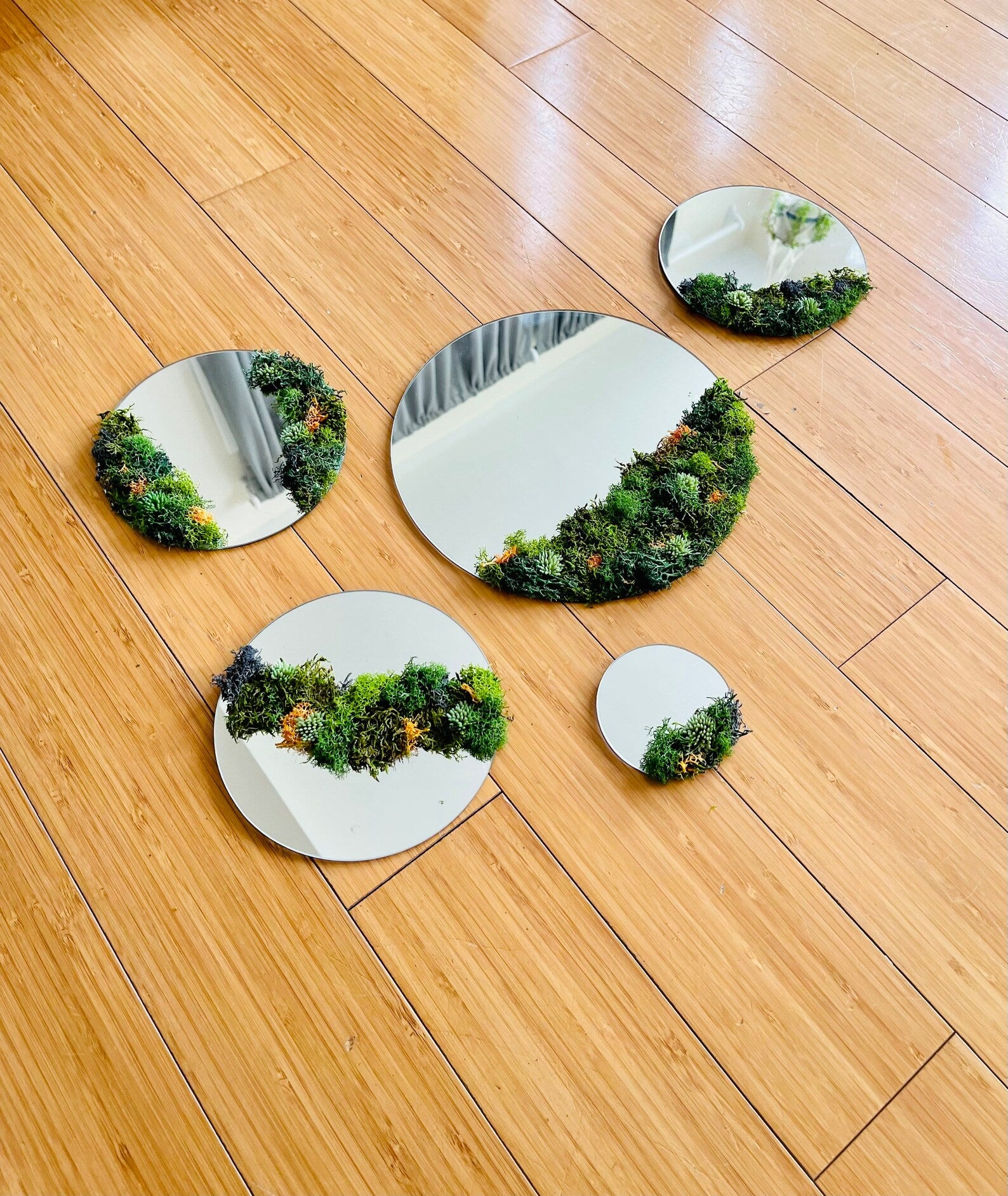 Round Moss Mirror – Preserved Moss Wall Art for Home Decor