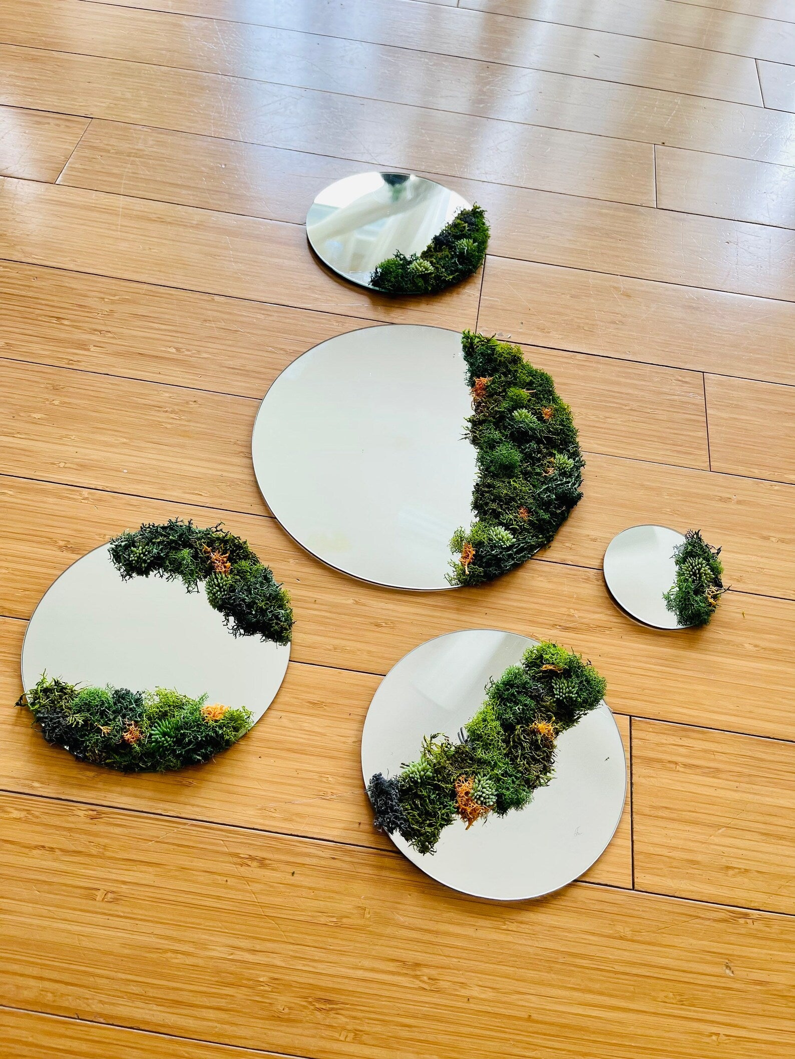 Round Moss Mirror – Preserved Moss Wall Art for Home Decor