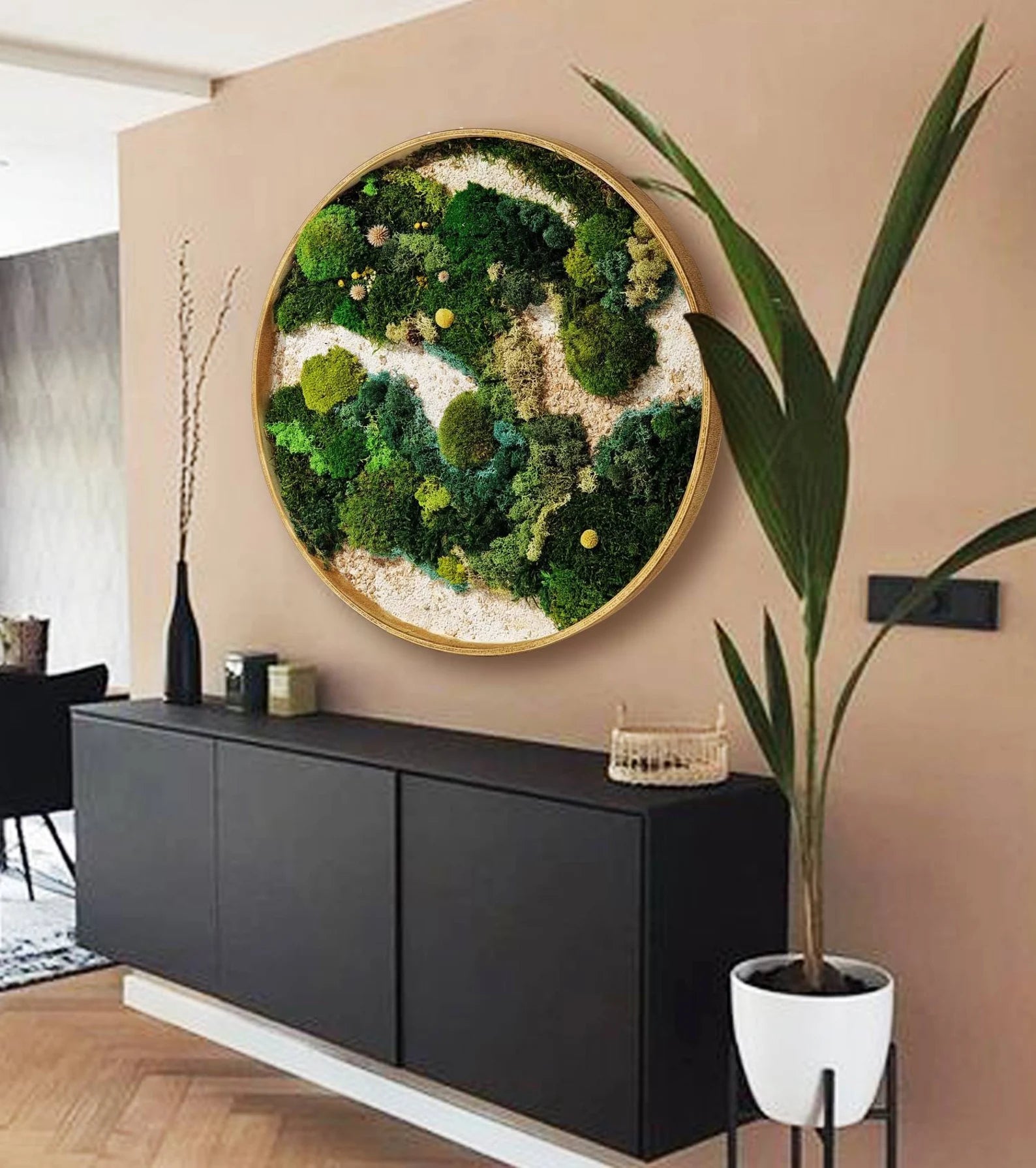 Eco-Friendly Moss Wall Art – Round Wooden Frame Greenery for Home