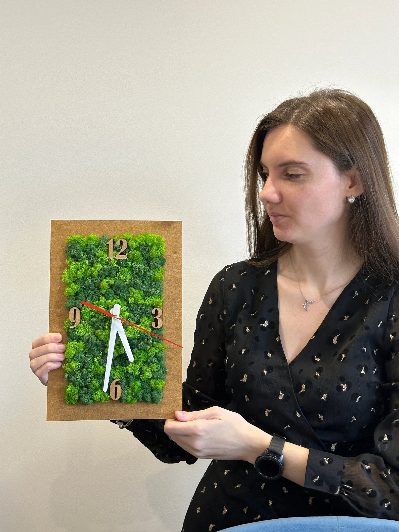 Plywood Moss Wall Clock Set – Green Preserved Moss Wall Hanging Panels