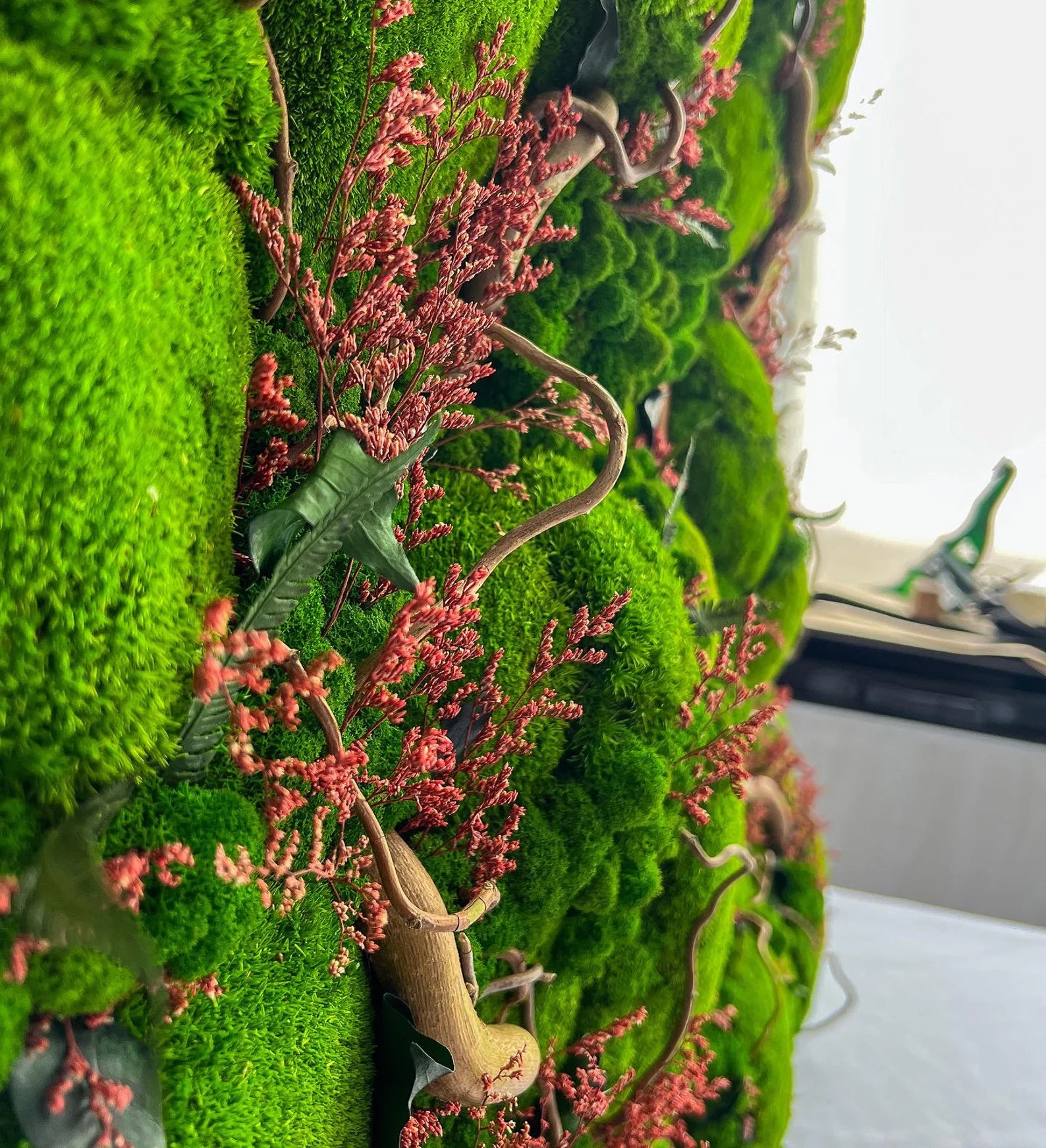 Royal Ball Moss Wall Art with Japanese Willow Branches – Preserved Plant Decor