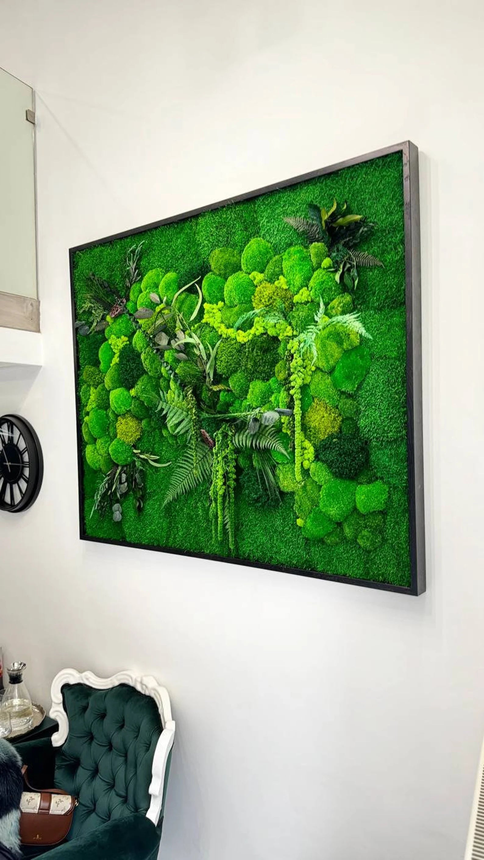 Unique Moss Wall Frame – Modern Green Wall Art for Home & Office