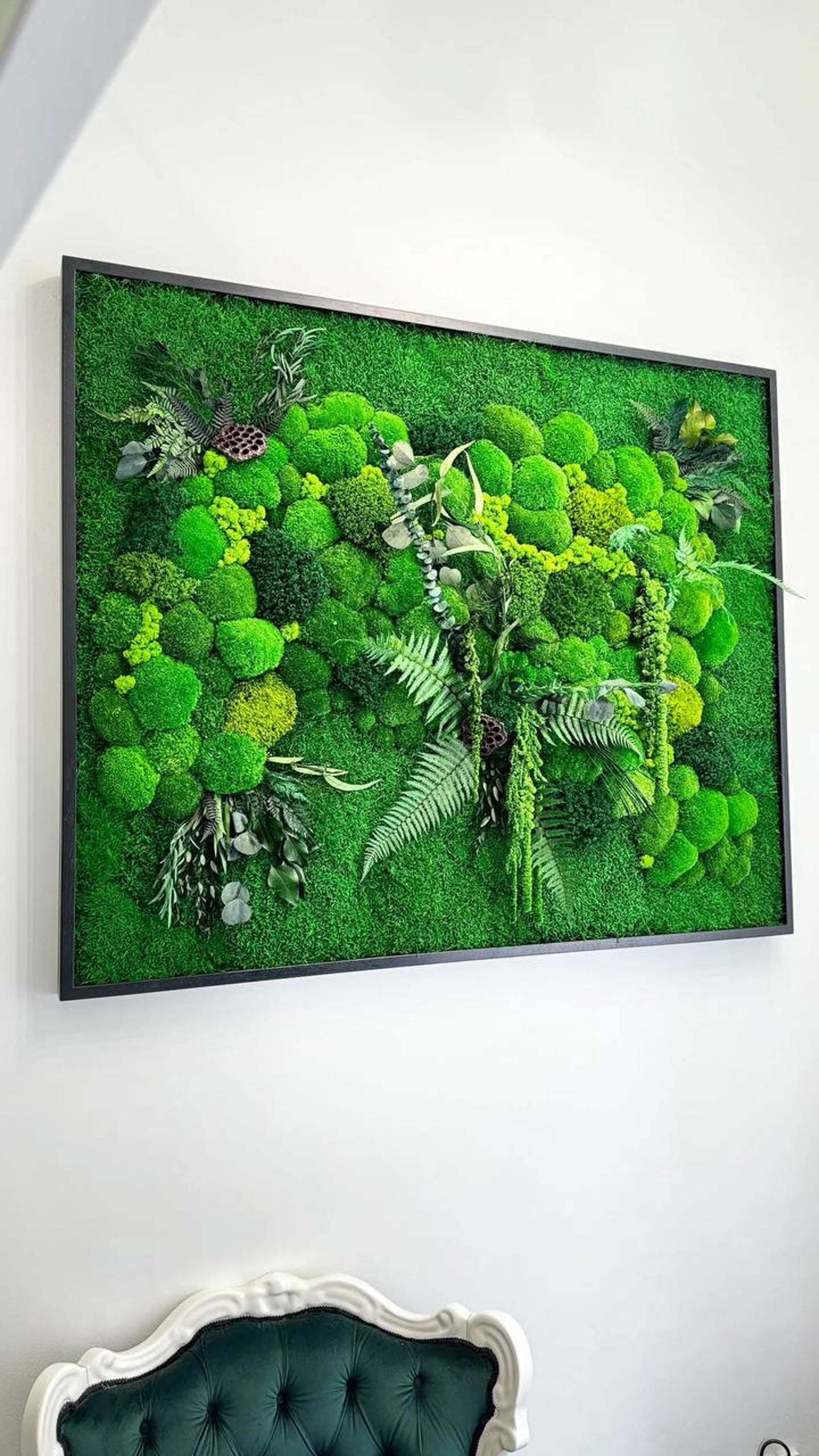 Unique Moss Wall Frame – Modern Green Wall Art for Home & Office