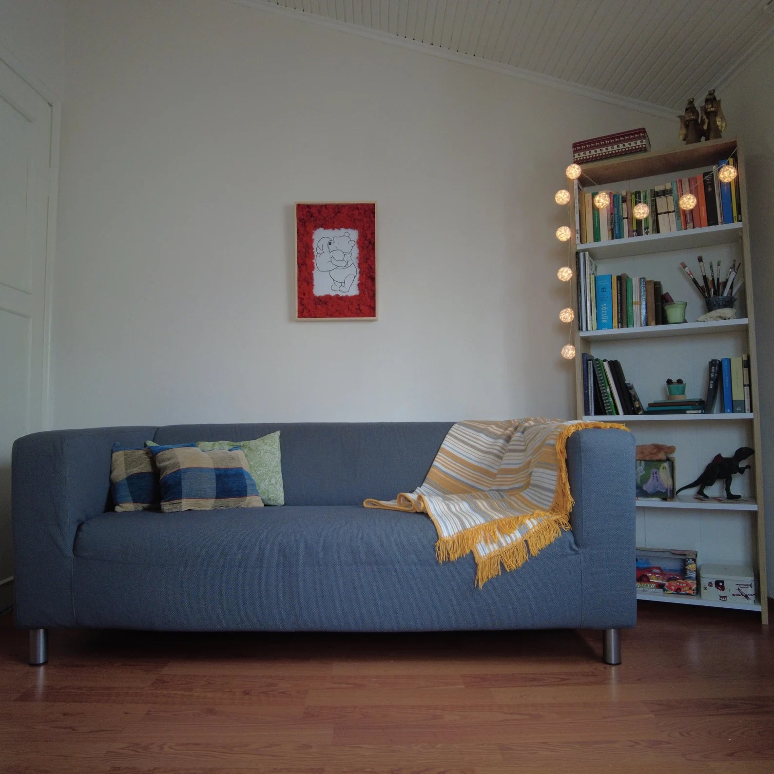 Moss Wall Decor – Wooden Framed Moss Art Panel, Natural Reindeer Moss Heart Design, Real Plant Wall Art, Handmade Home Decor, Winnie Inspired Cartoon Style