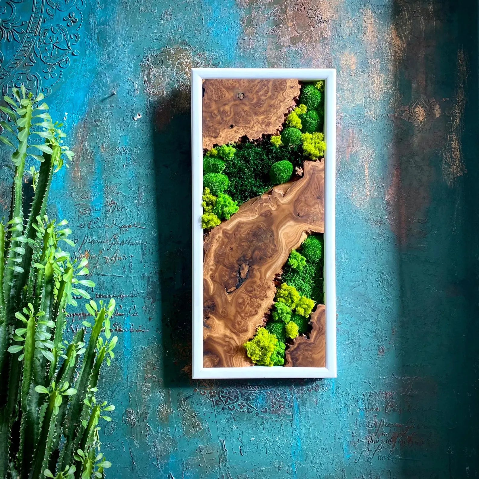 Handcrafted Moss Wall Art with Olive Wood – Rustic Wooden Home Decor